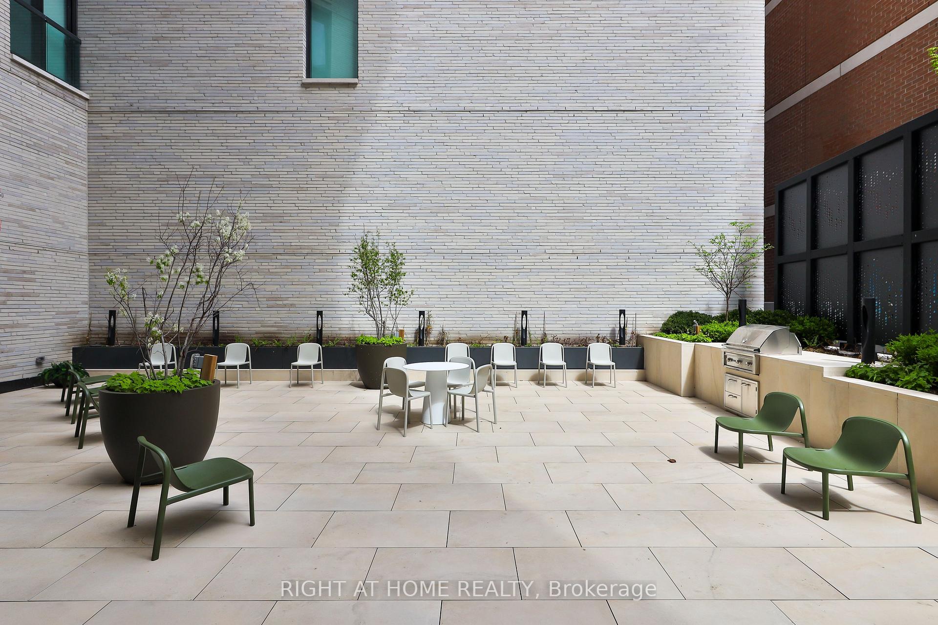 Photo 16 of Unit 1007, 200 Sudbury Street, Toronto, Little Portugal — HOMEH