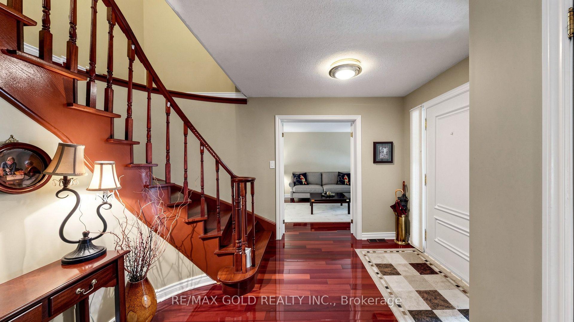 Photo 8 of 1809 Melody Drive, Mississauga, Central Erin Mills — HOMEH