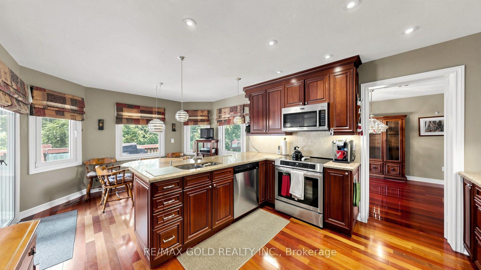 Photo 17 of 1809 Melody Drive, Mississauga, Central Erin Mills — HOMEH