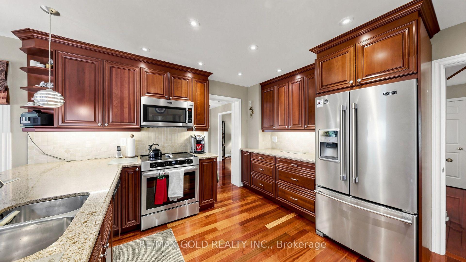 Photo 19 of 1809 Melody Drive, Mississauga, Central Erin Mills — HOMEH