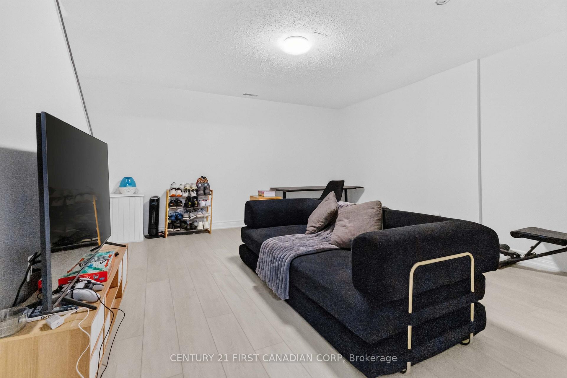Photo 23 of 1430 Jalna Boulevard, London, South X — HOMEH