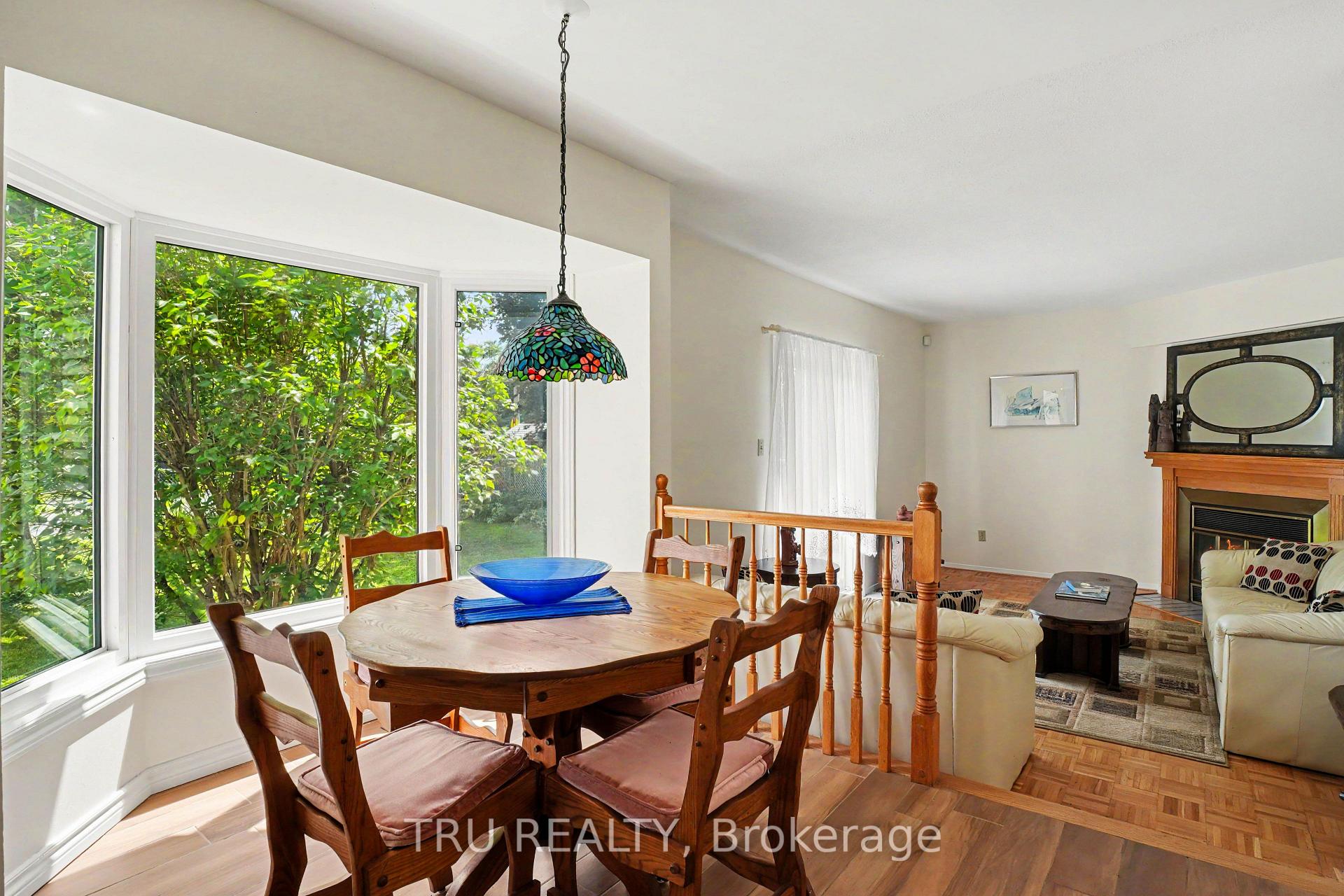 Photo 11 of 606 Chenier Way, Ottawa, Fallingbrook/Pineridge — HOMEH