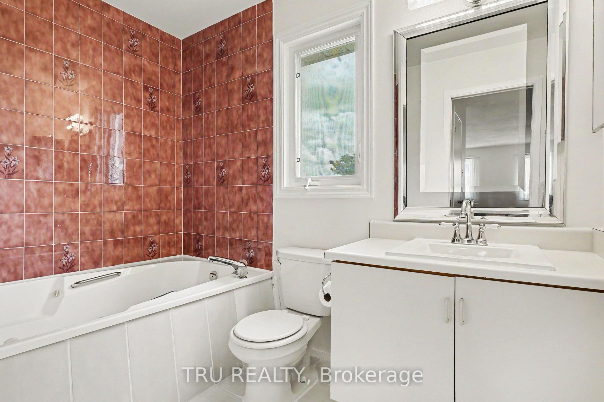 Photo 17 of 606 Chenier Way, Ottawa, Fallingbrook/Pineridge — HOMEH