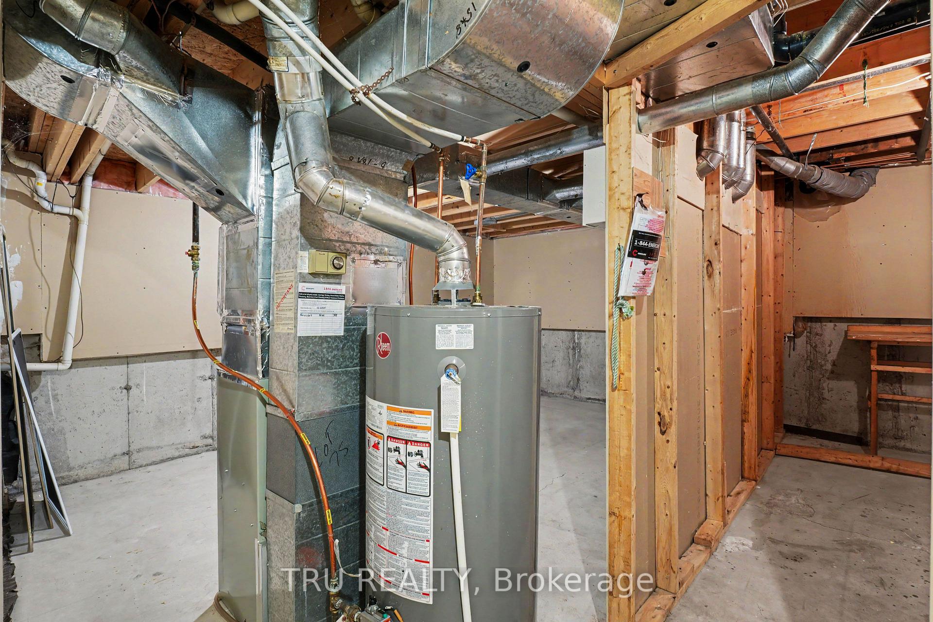 Photo 24 of 606 Chenier Way, Ottawa, Fallingbrook/Pineridge — HOMEH