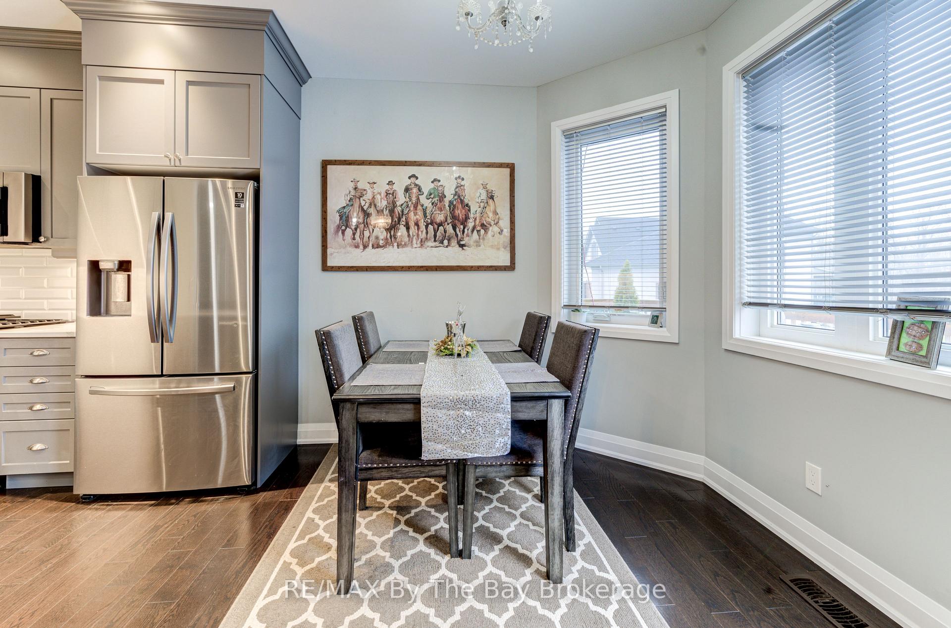 Photo 9 of 16 Walnut Drive, Wasaga Beach — HOMEH