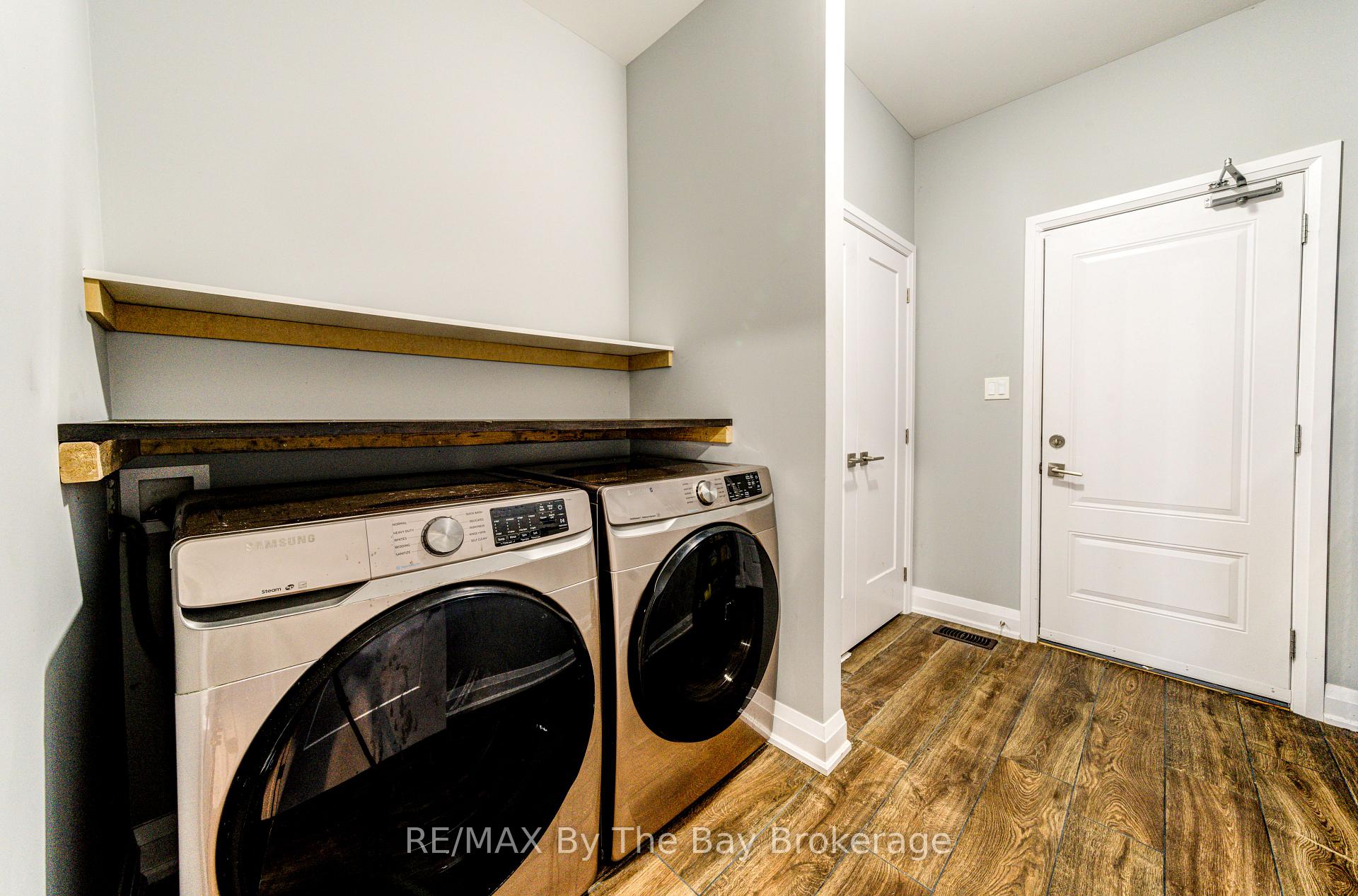 Photo 25 of 16 Walnut Drive, Wasaga Beach — HOMEH