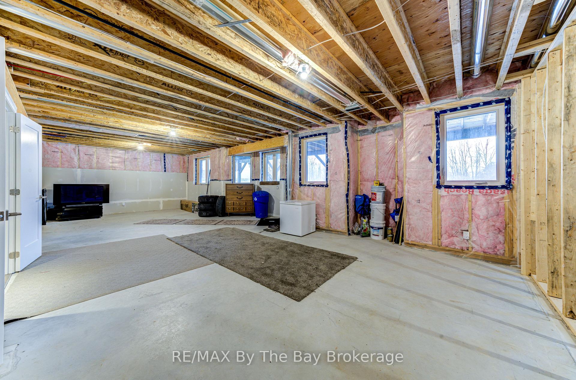 Photo 26 of 16 Walnut Drive, Wasaga Beach — HOMEH