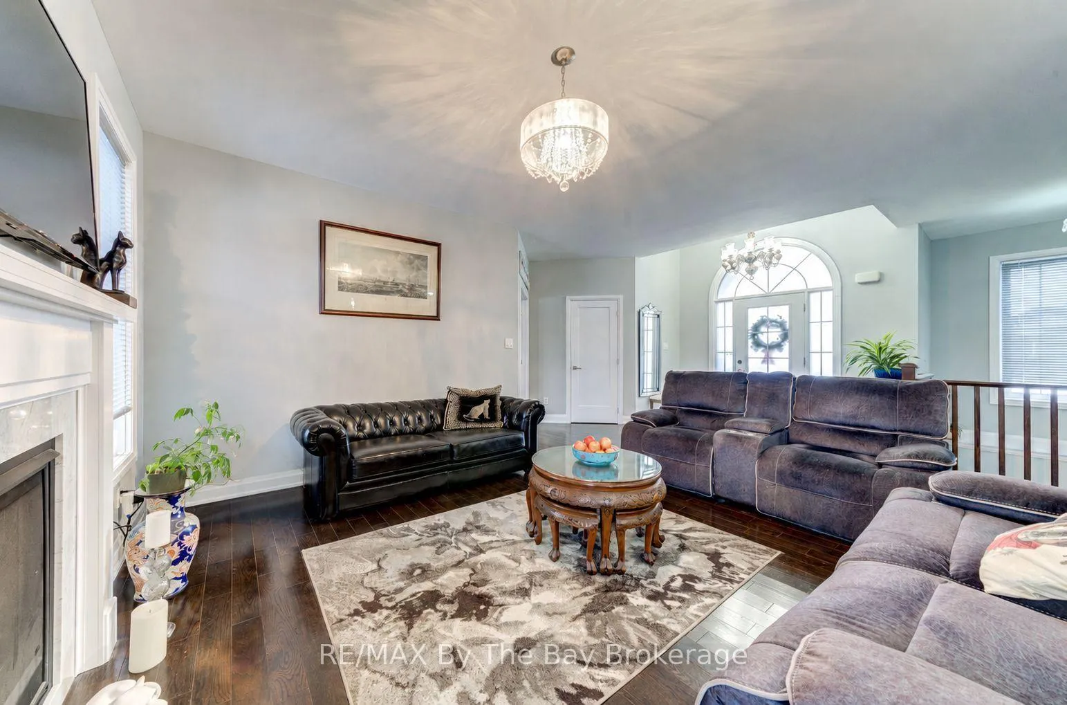 Photo 6 of 16 Walnut Drive, Wasaga Beach — HOMEH