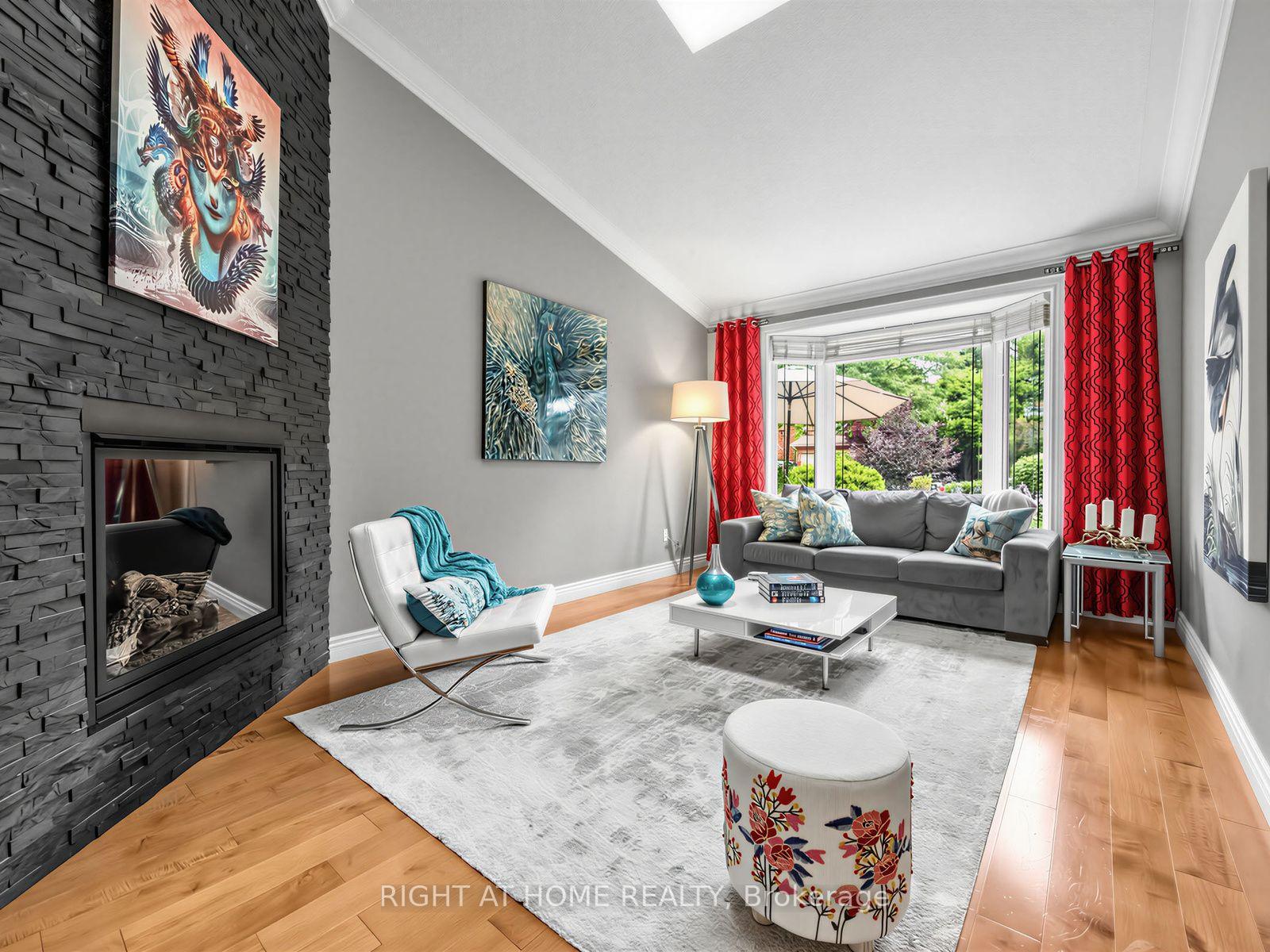 Photo 7 of 608 Highvalley Road, Hamilton, Ancaster — HOMEH