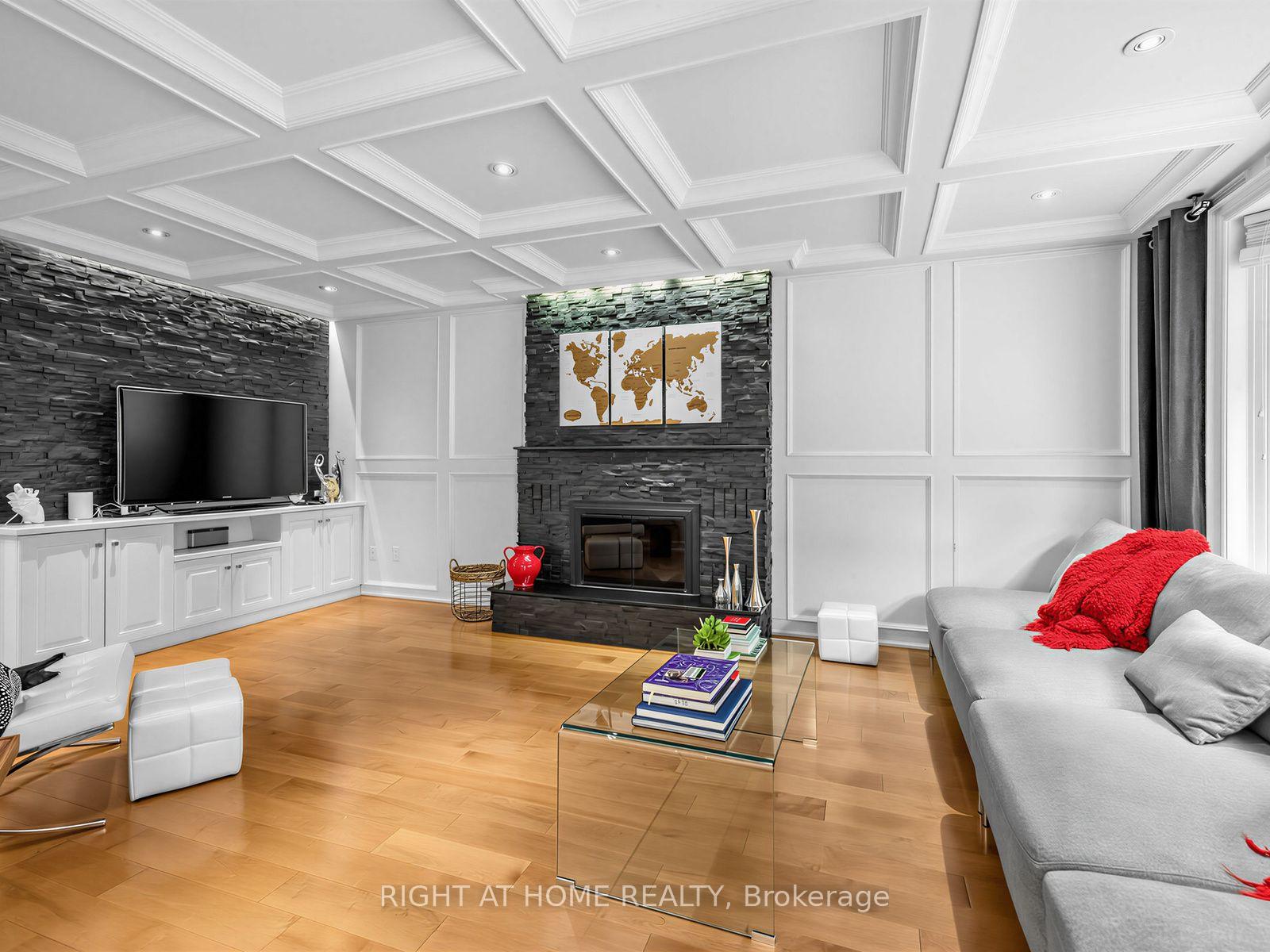 Photo 14 of 608 Highvalley Road, Hamilton, Ancaster — HOMEH