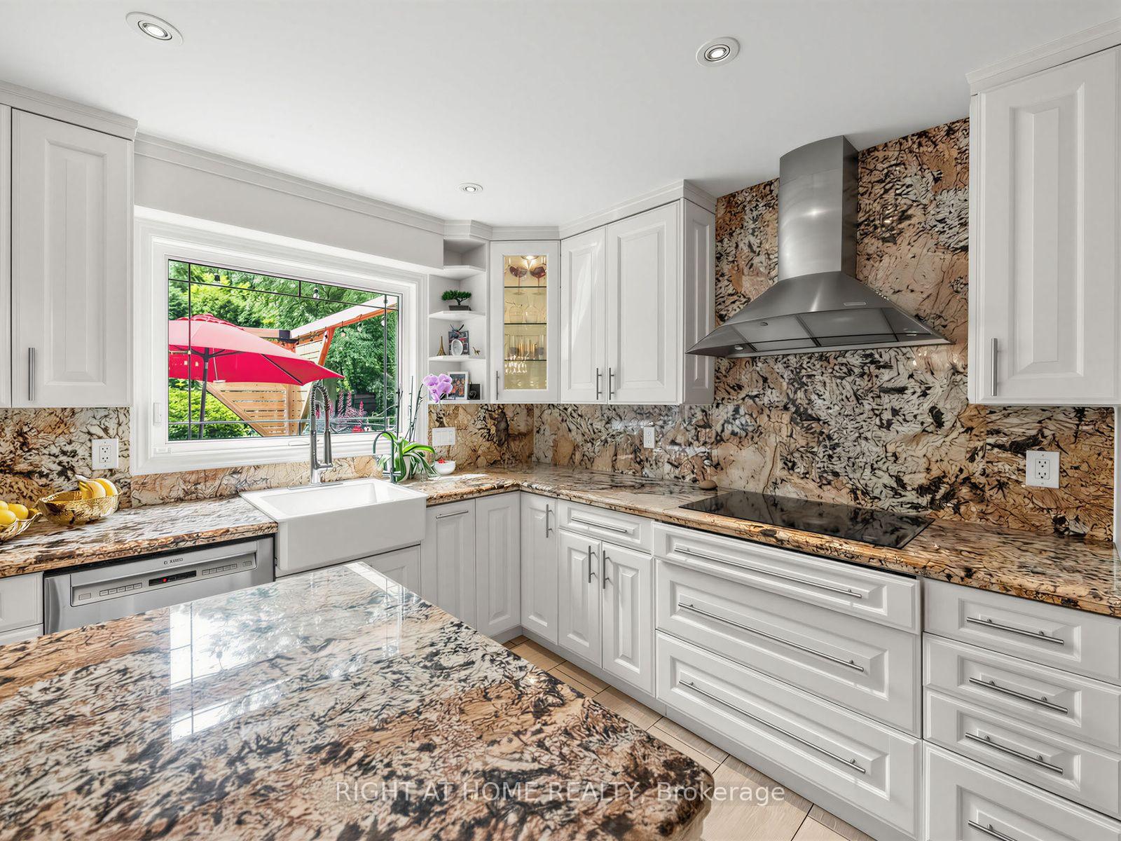 Photo 19 of 608 Highvalley Road, Hamilton, Ancaster — HOMEH