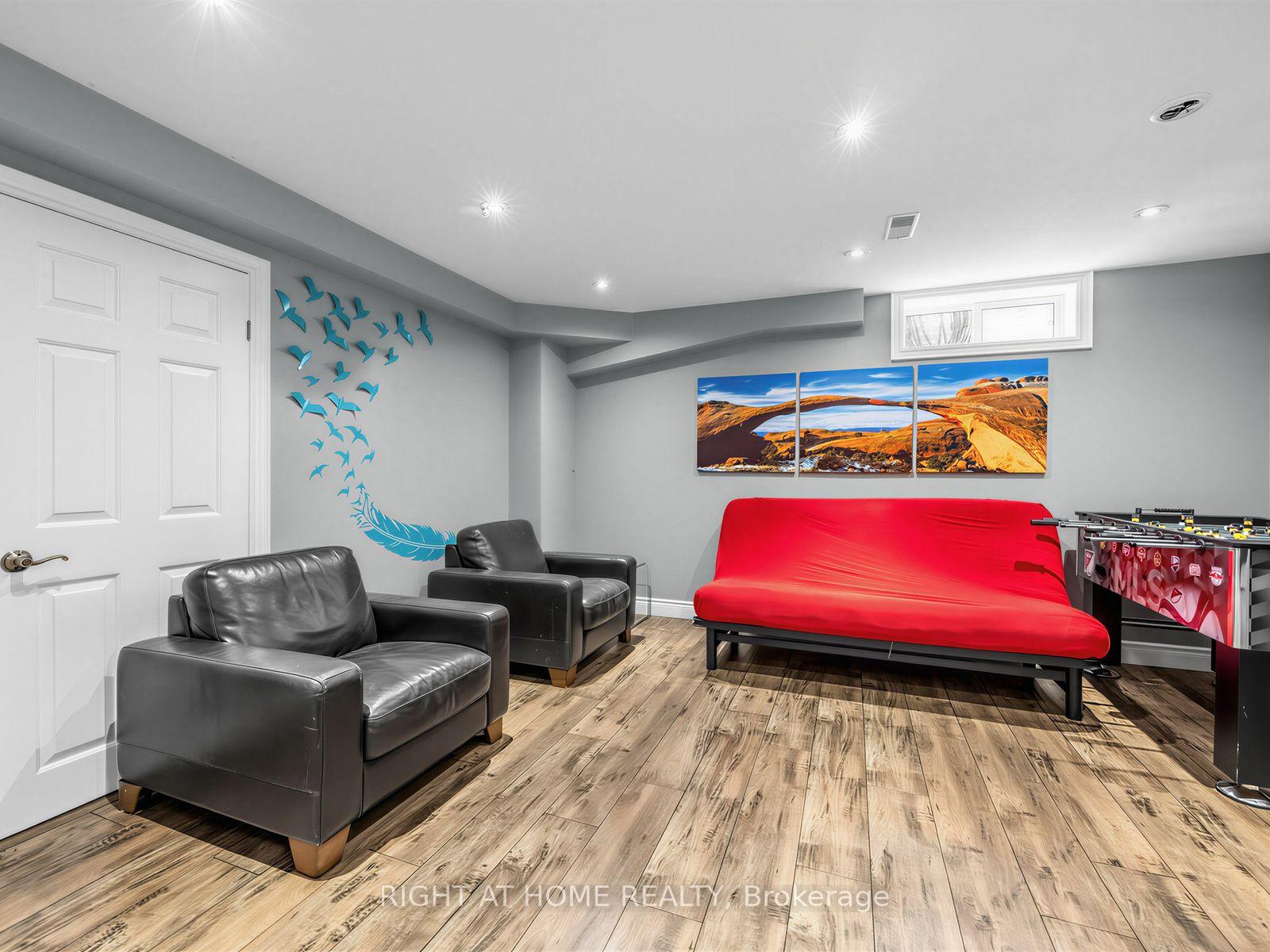 Photo 33 of 608 Highvalley Road, Hamilton, Ancaster — HOMEH