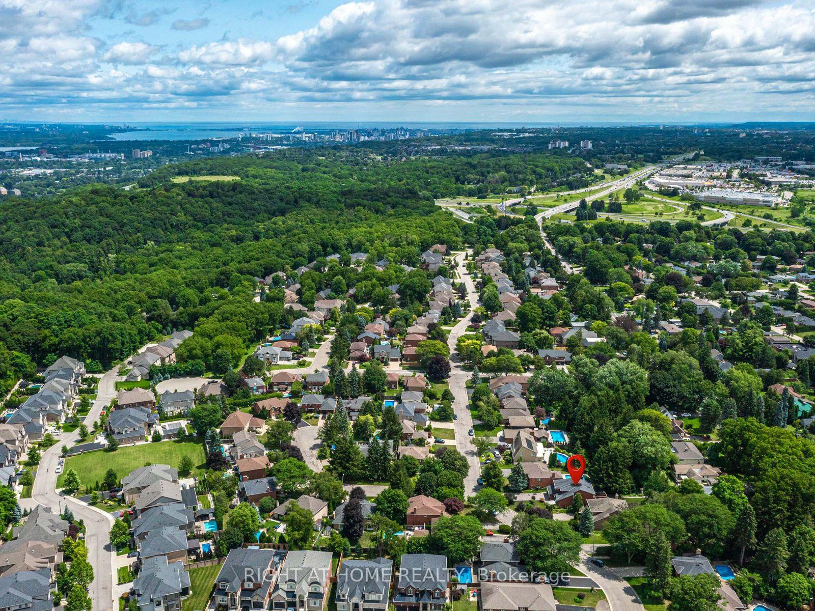 Photo 45 of 608 Highvalley Road, Hamilton, Ancaster — HOMEH