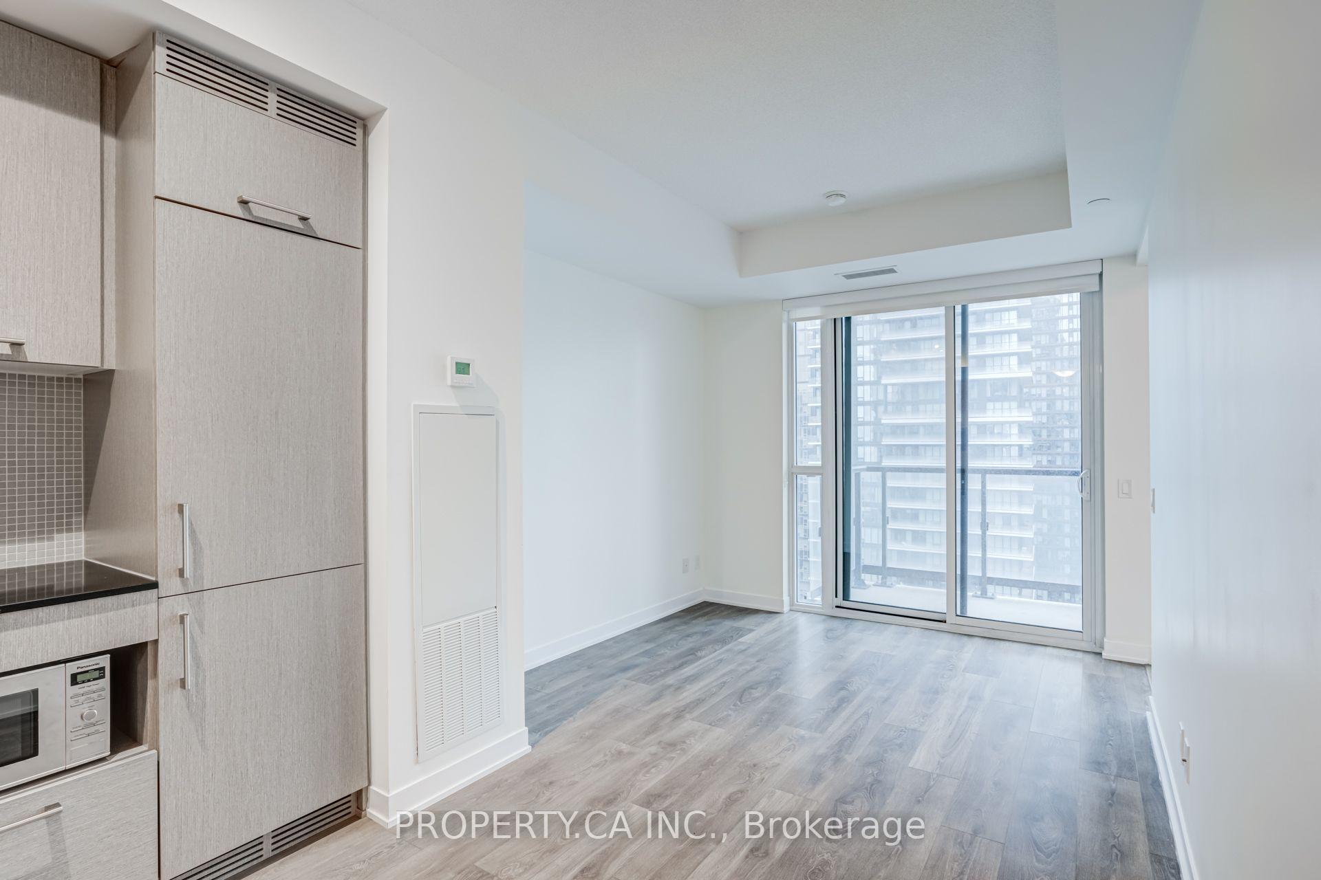 Photo 11 of Unit 3715, 87 Peter Street, Toronto, Waterfront Communities — HOMEH
