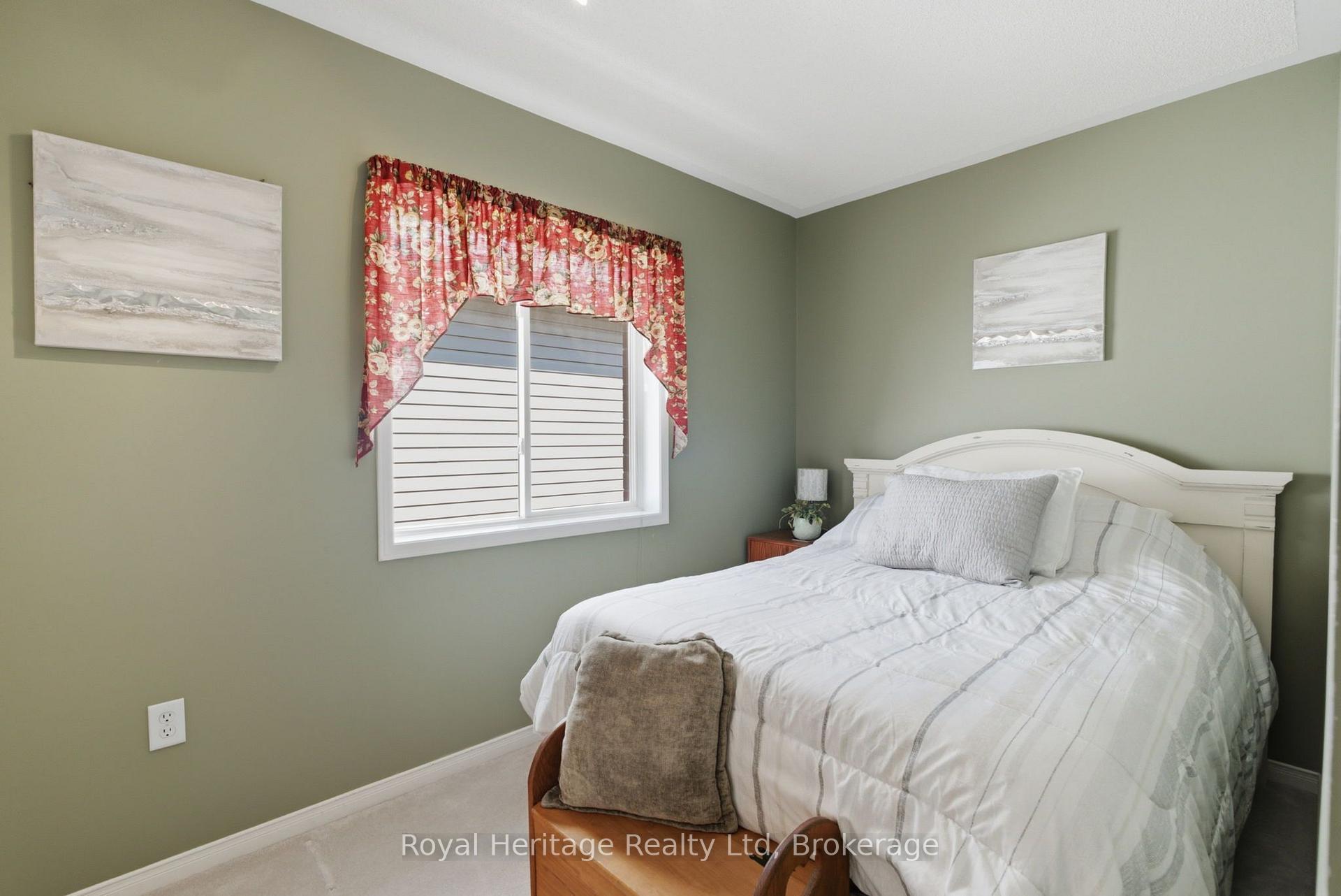 Photo 24 of 9 Wiseman Drive, Ajax, South East — HOMEH