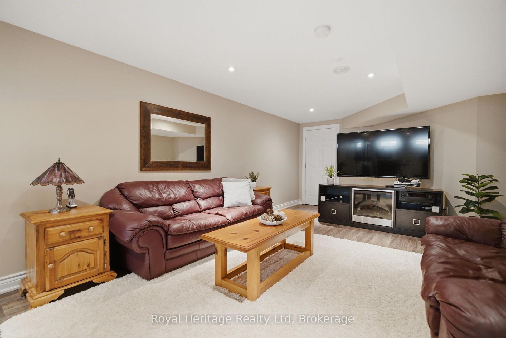 Photo 33 of 9 Wiseman Drive, Ajax, South East — HOMEH
