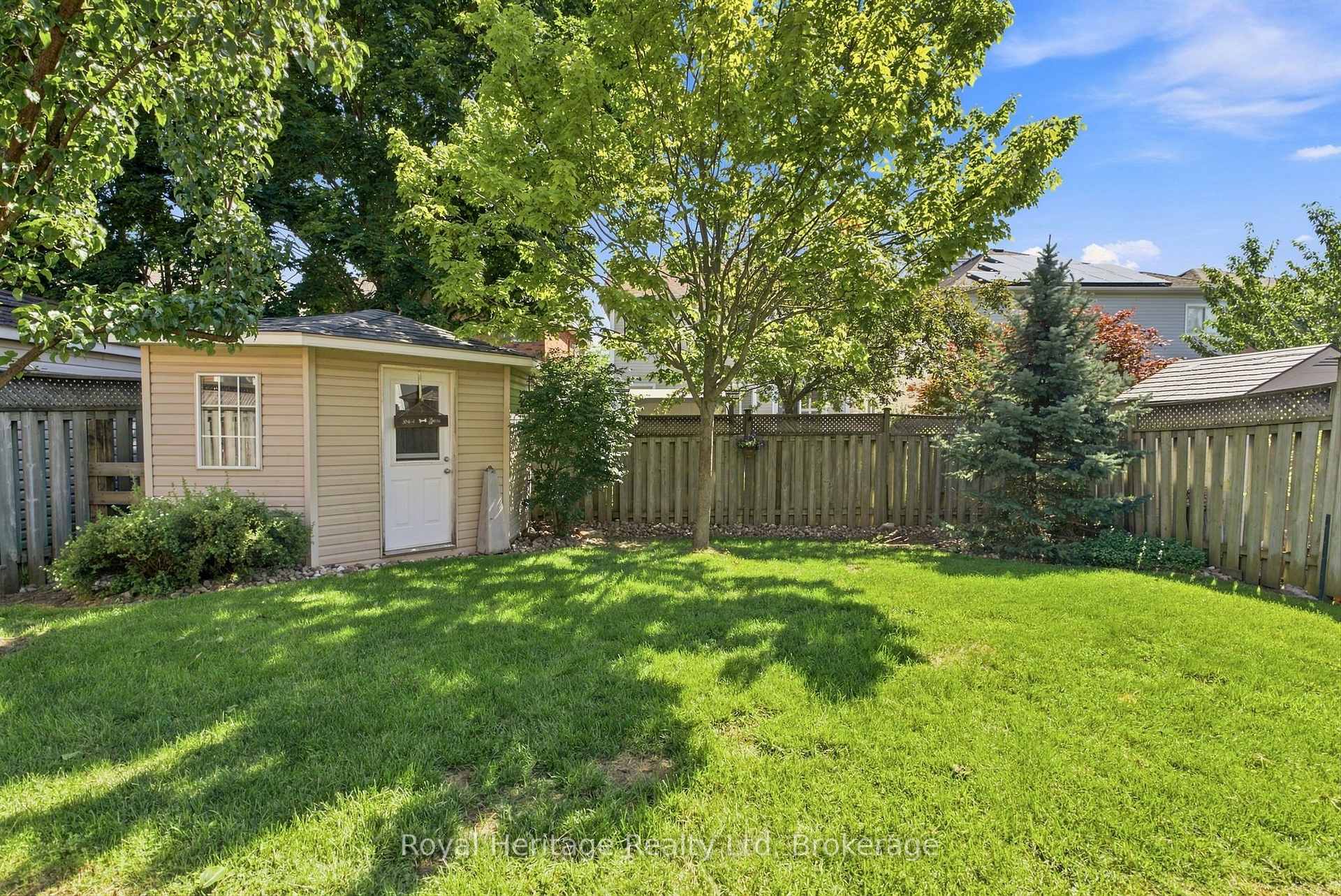 Photo 40 of 9 Wiseman Drive, Ajax, South East — HOMEH