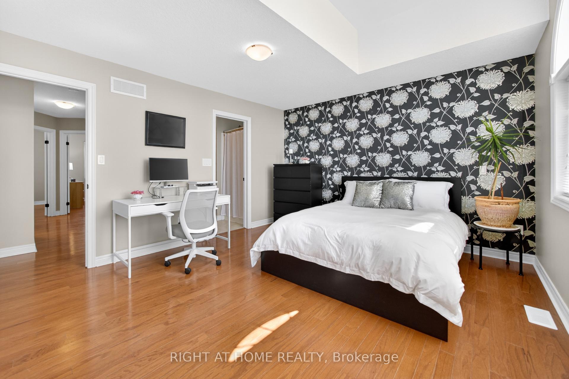 Photo 22 of 21 Mullin Drive, Guelph, Victoria North — HOMEH