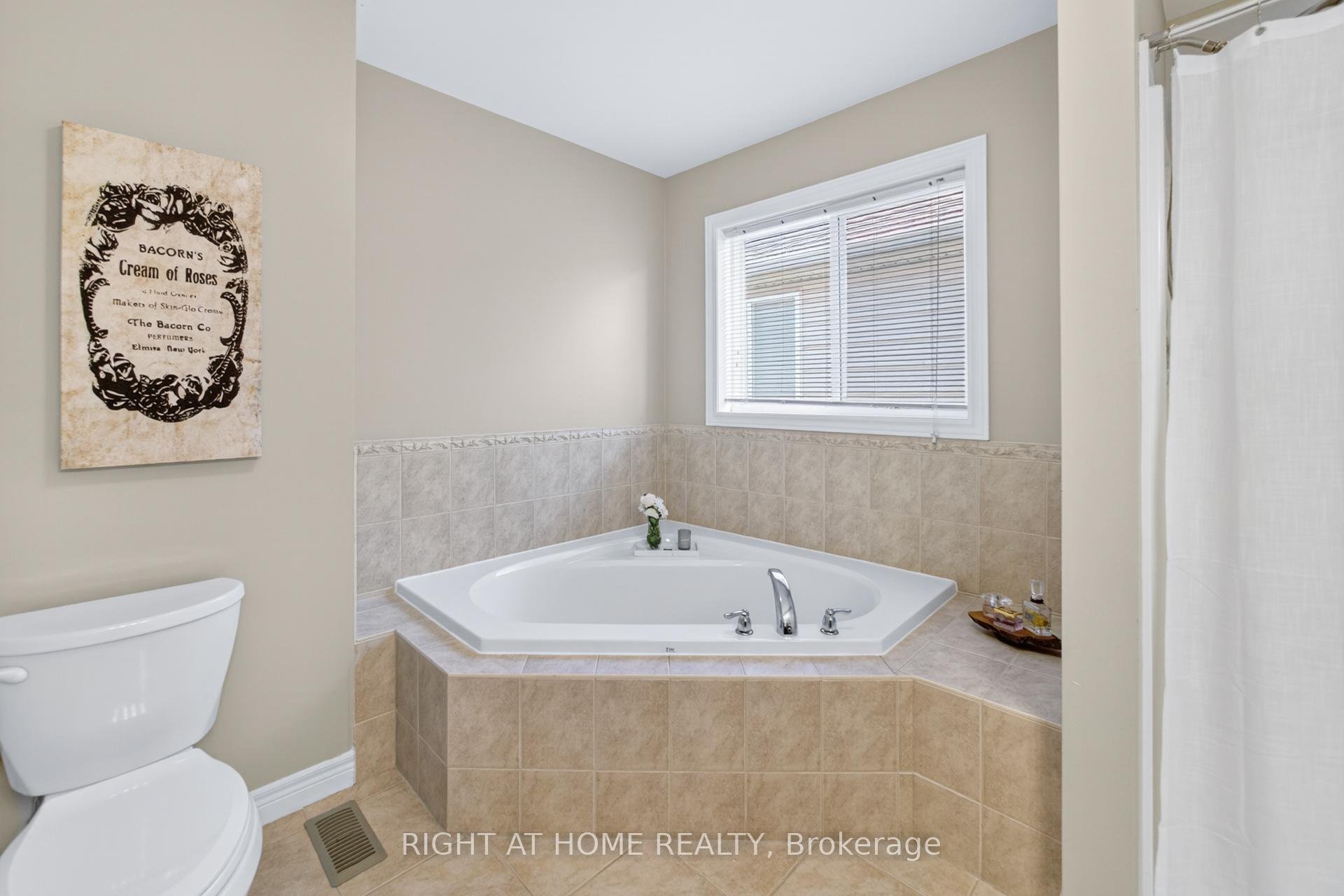 Photo 24 of 21 Mullin Drive, Guelph, Victoria North — HOMEH