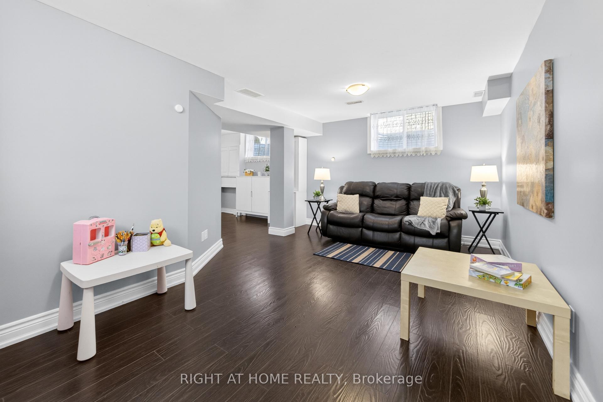 Photo 36 of 21 Mullin Drive, Guelph, Victoria North — HOMEH