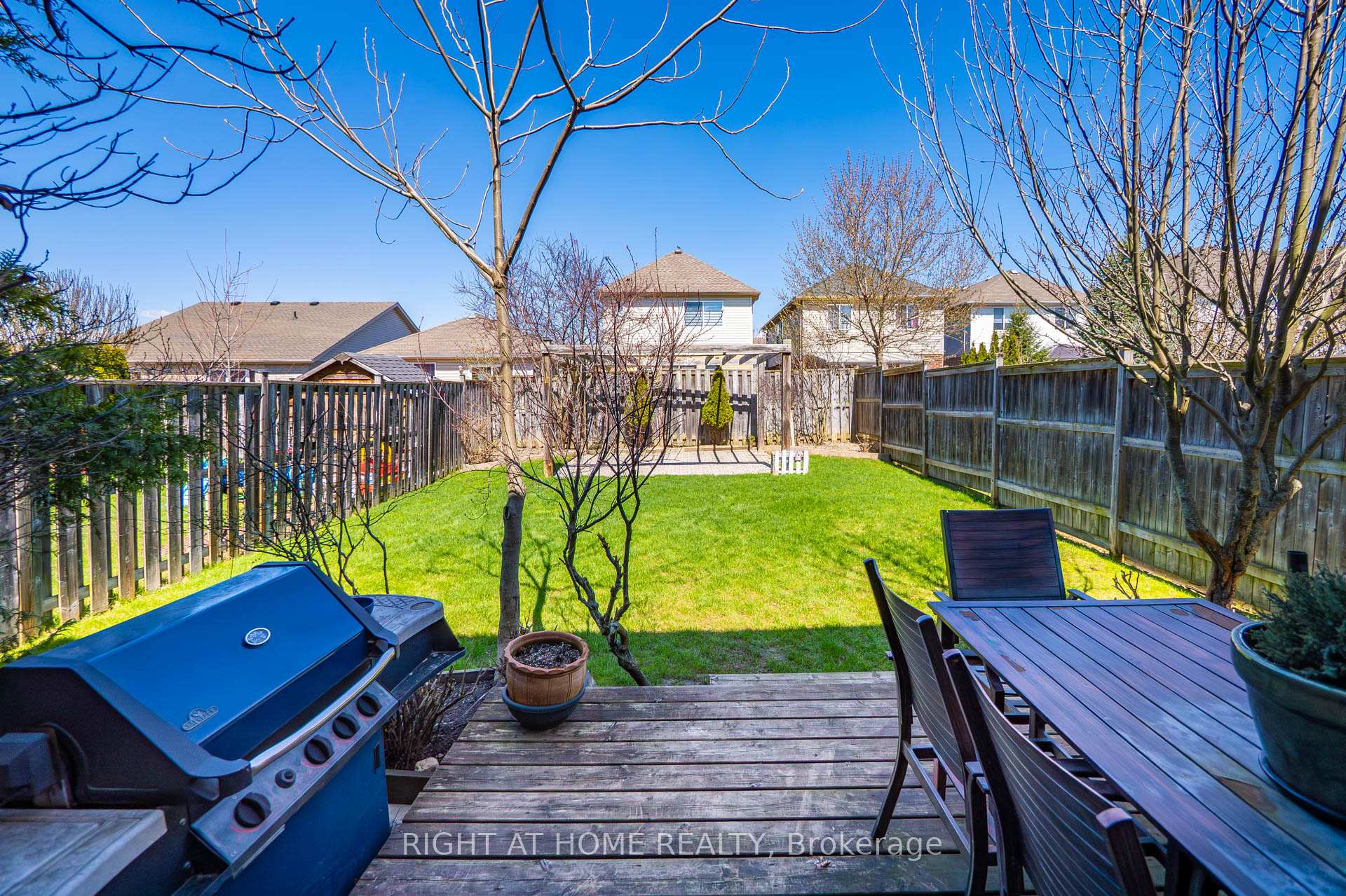 Photo 38 of 21 Mullin Drive, Guelph, Victoria North — HOMEH