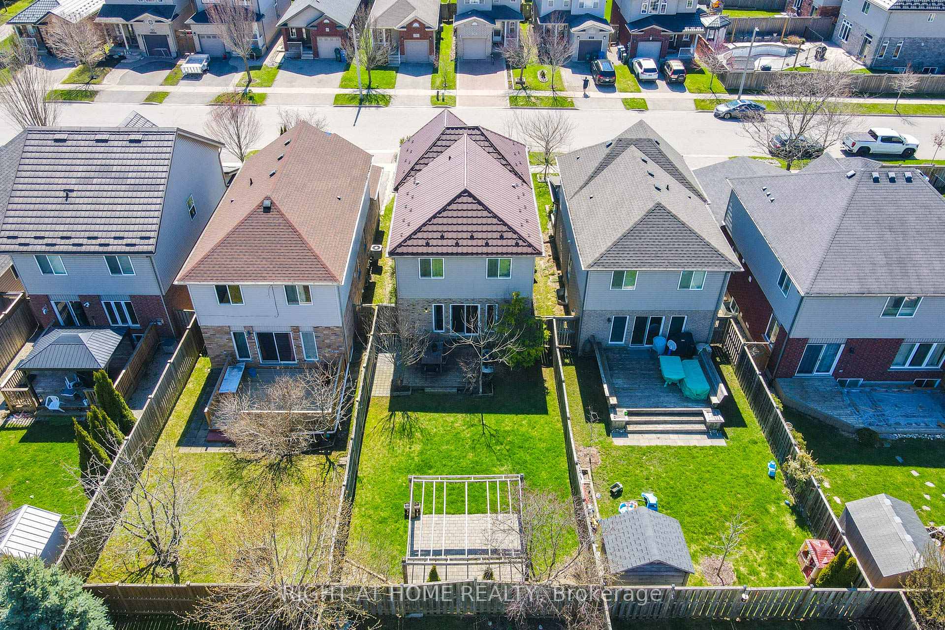 Photo 45 of 21 Mullin Drive, Guelph, Victoria North — HOMEH