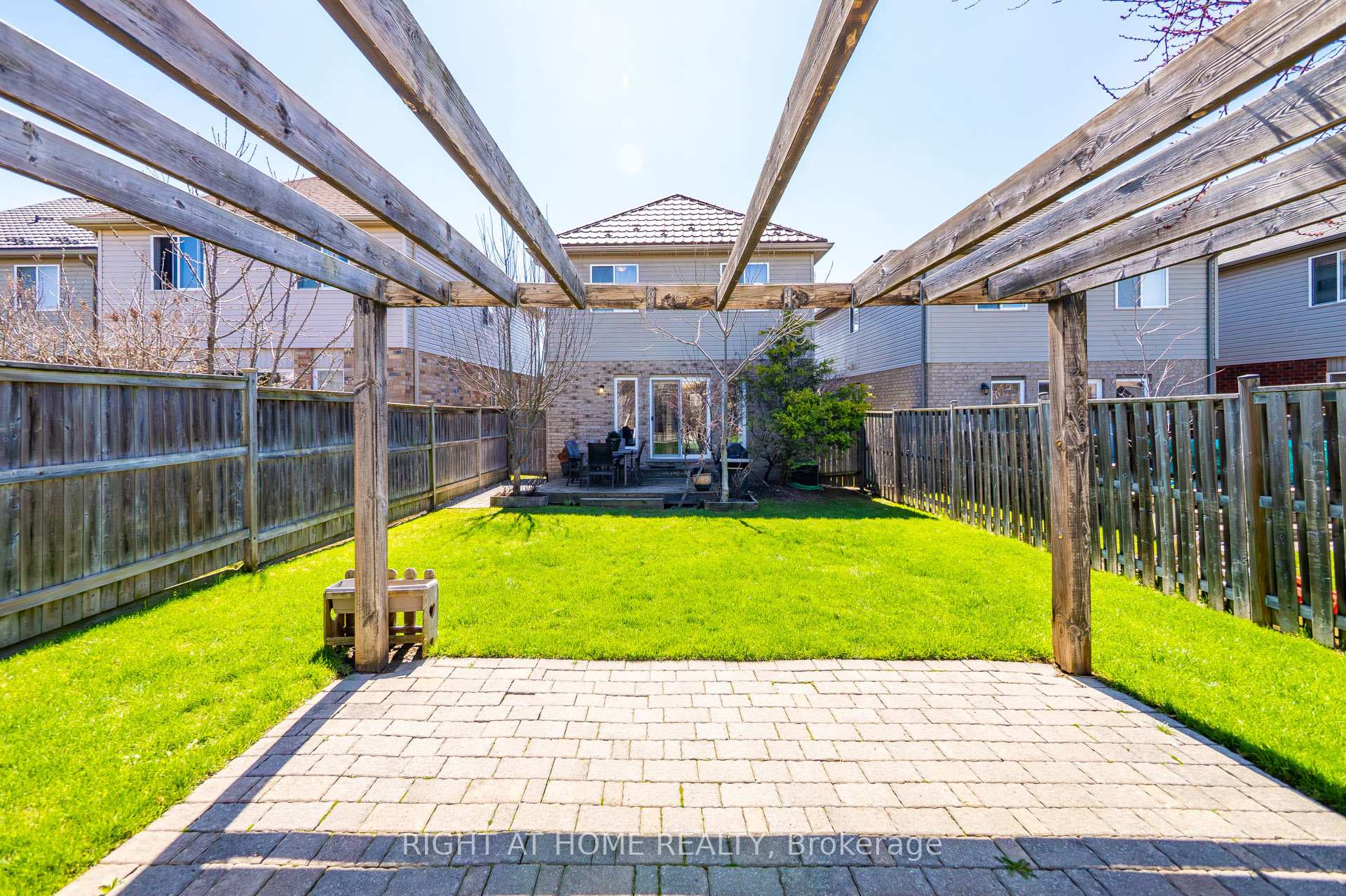 Photo 46 of 21 Mullin Drive, Guelph, Victoria North — HOMEH