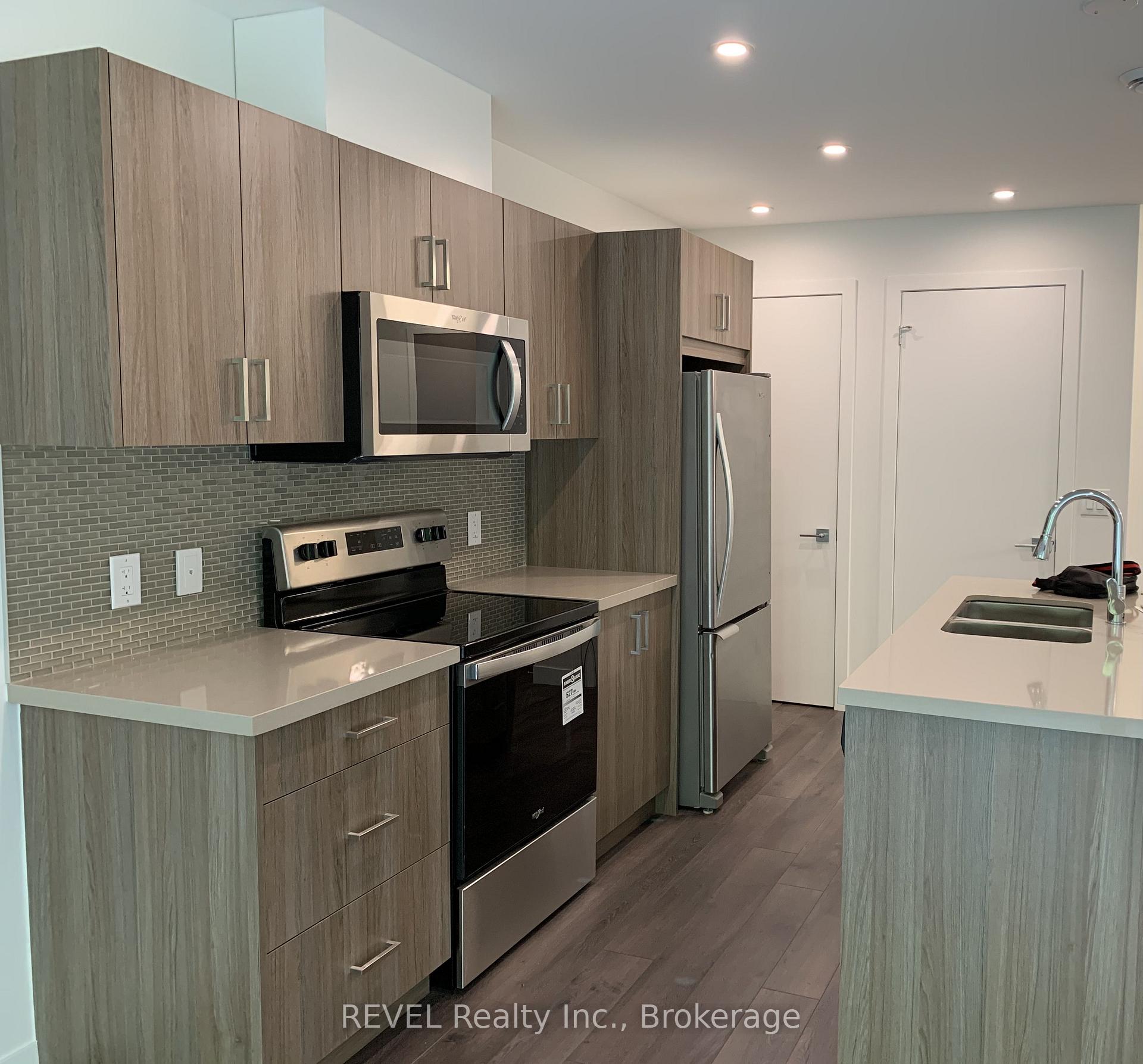Photo 3 of Unit 301, 455 Charlton Avenue E, Hamilton, Stinson — HOMEH