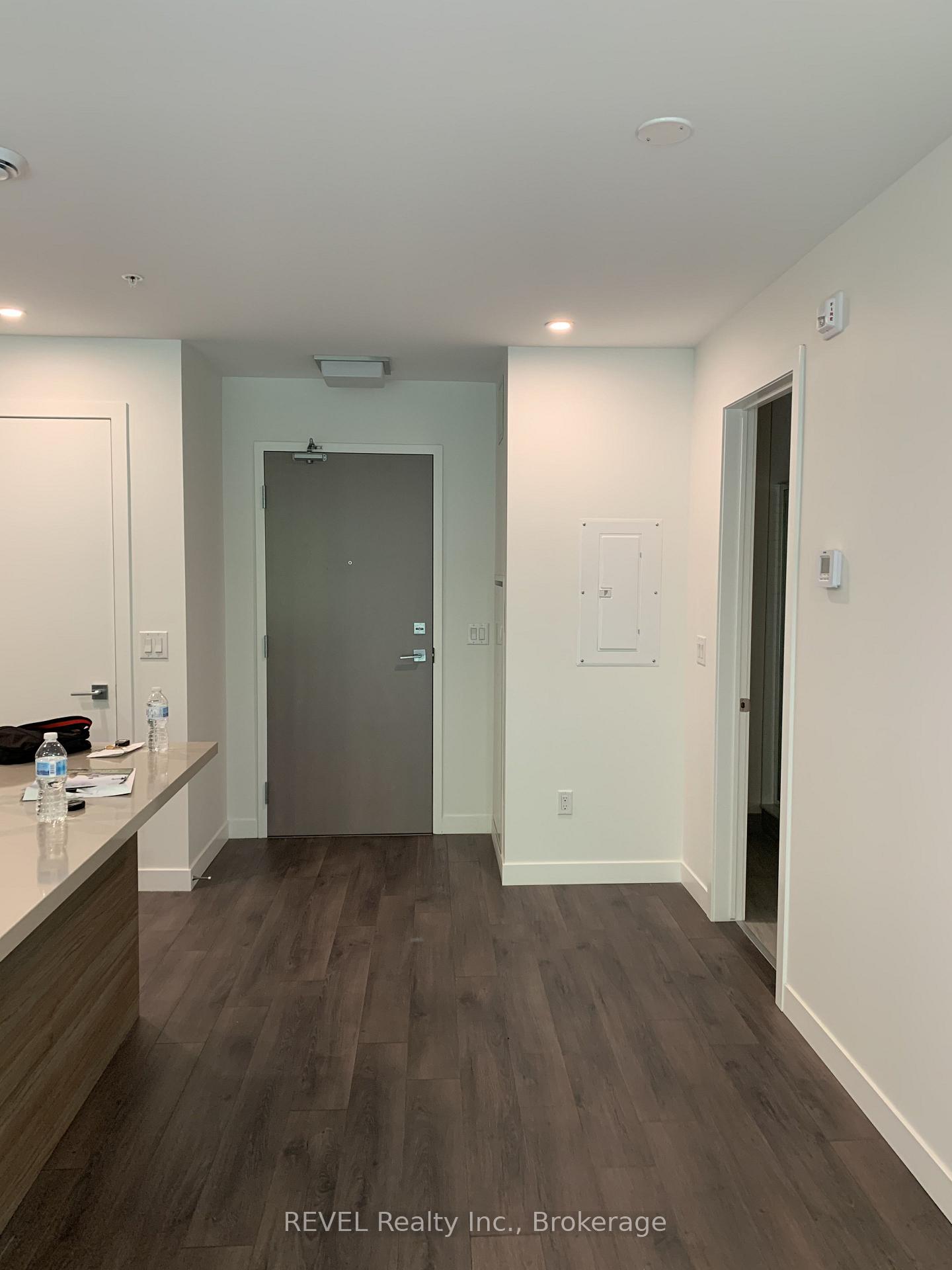 Photo 6 of Unit 301, 455 Charlton Avenue E, Hamilton, Stinson — HOMEH