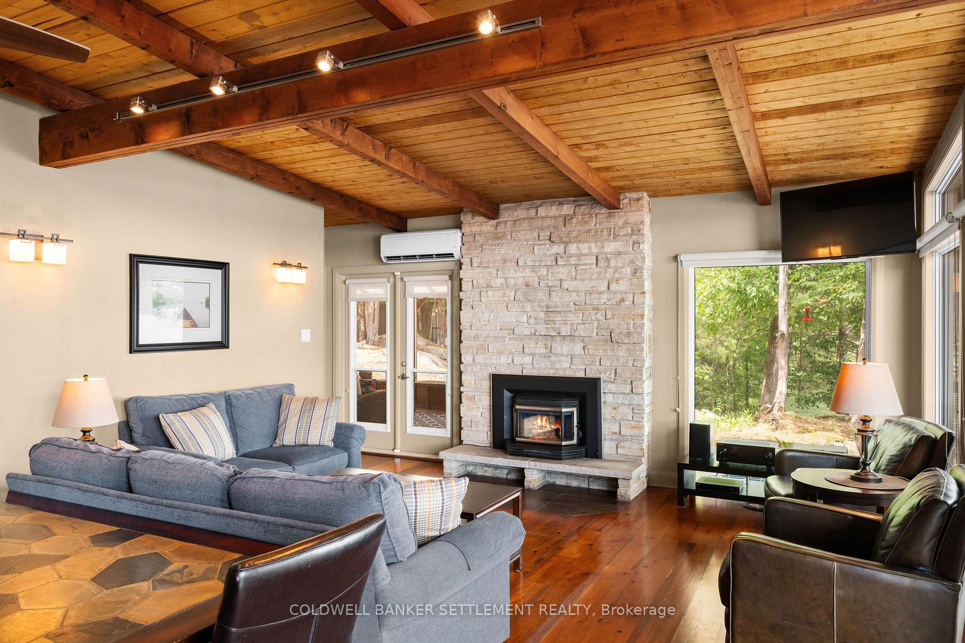 Photo 8 of 100 Abby Hawk Lane, Tay Valley, Bathurst/Burgess & Sherbrooke (North Burgess) Twp — HOMEH