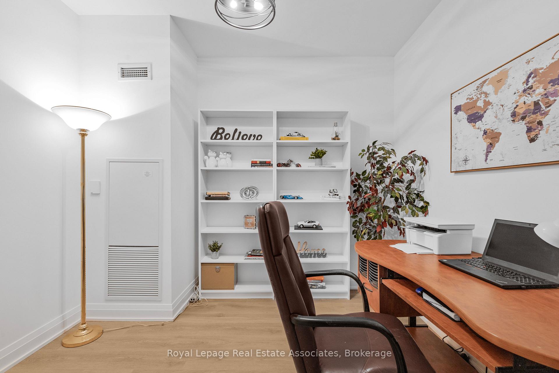 Photo 12 of Unit 805, 21 Park Street E, Mississauga, Port Credit — HOMEH
