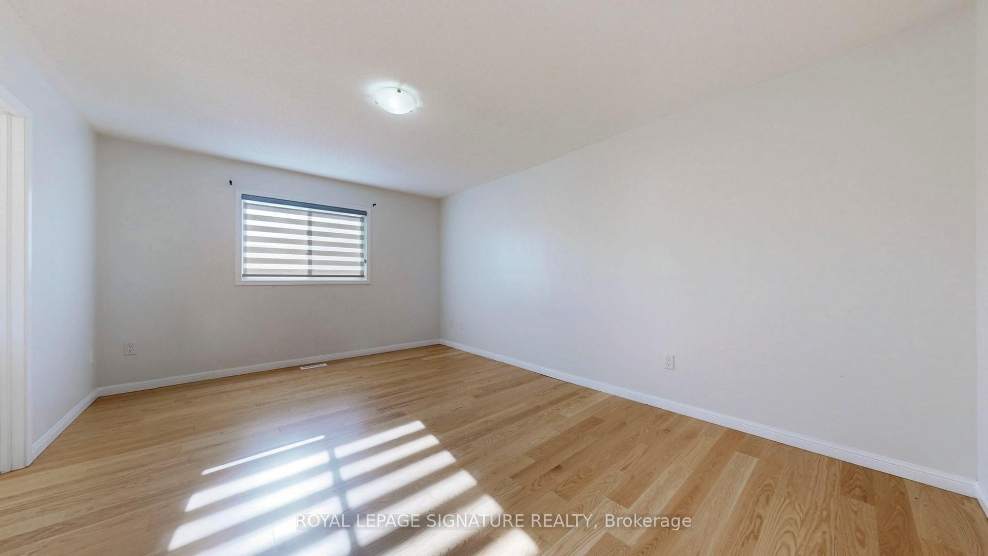 Photo 21 of 138 Sun King Crescent, Barrie, Innis-Shore — HOMEH