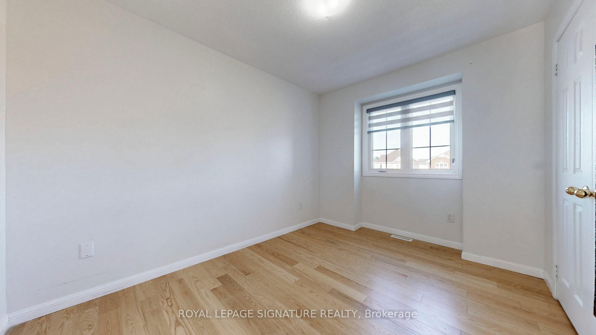 Photo 31 of 138 Sun King Crescent, Barrie, Innis-Shore — HOMEH