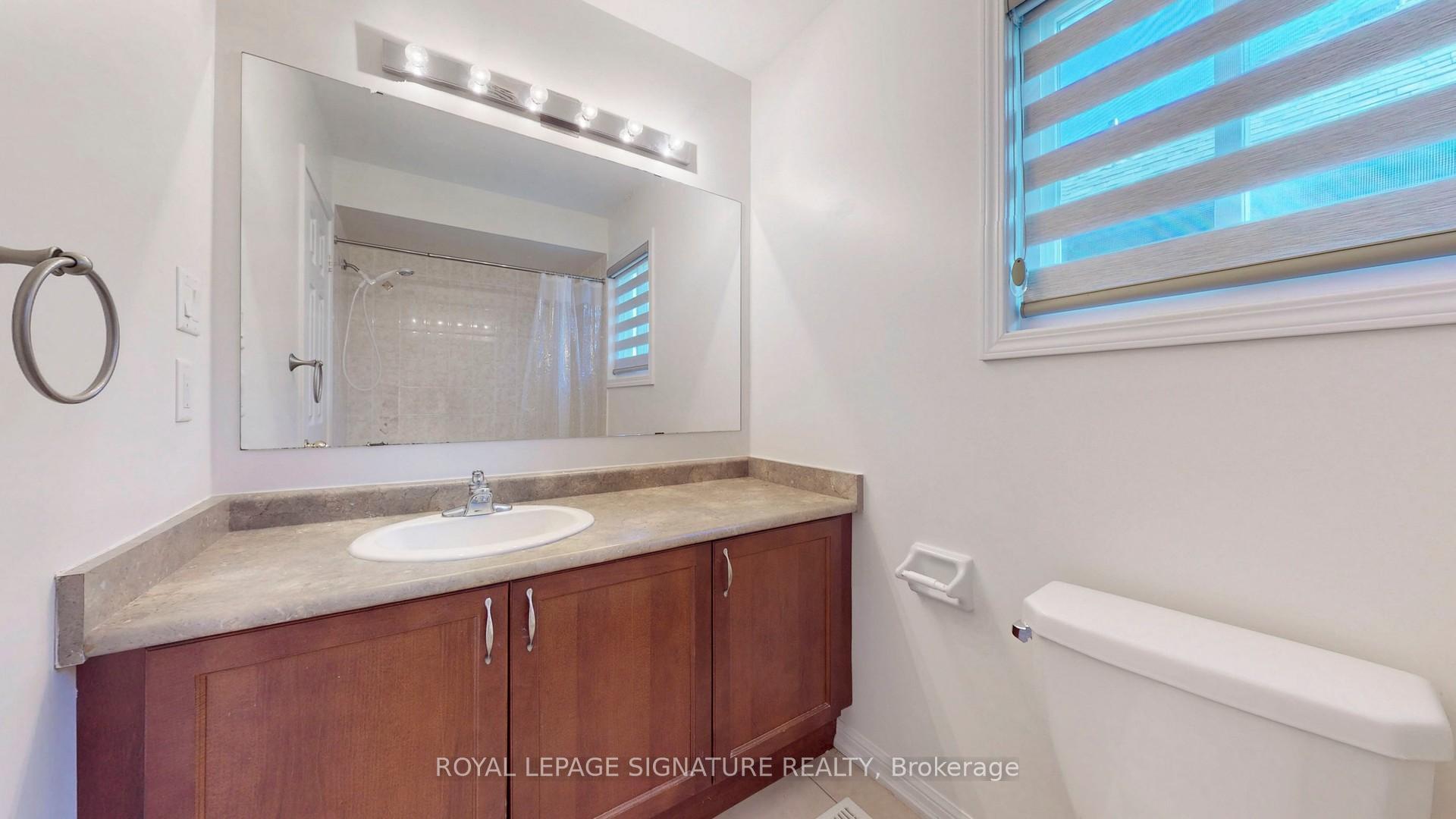 Photo 33 of 138 Sun King Crescent, Barrie, Innis-Shore — HOMEH