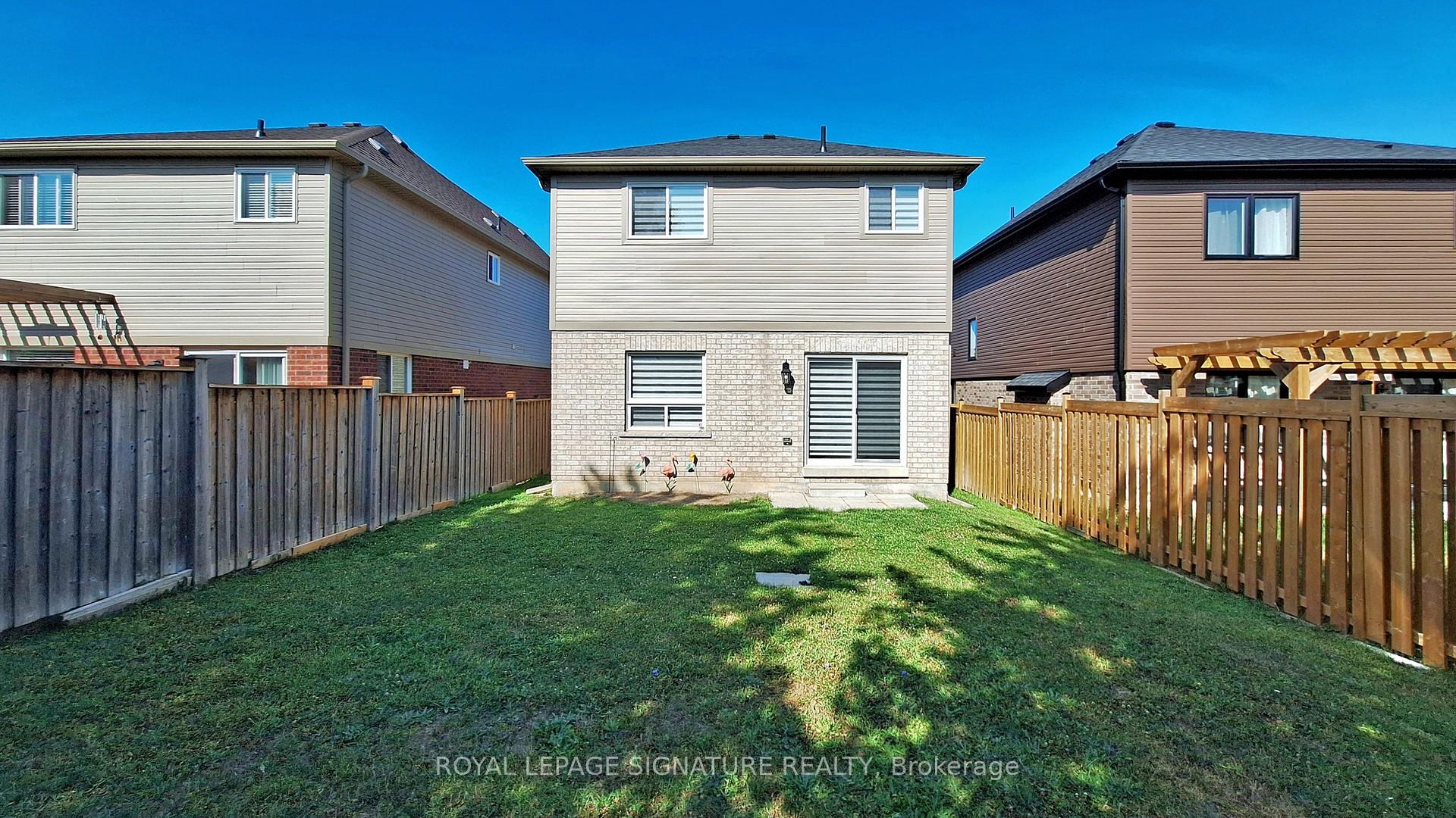 Photo 43 of 138 Sun King Crescent, Barrie, Innis-Shore — HOMEH