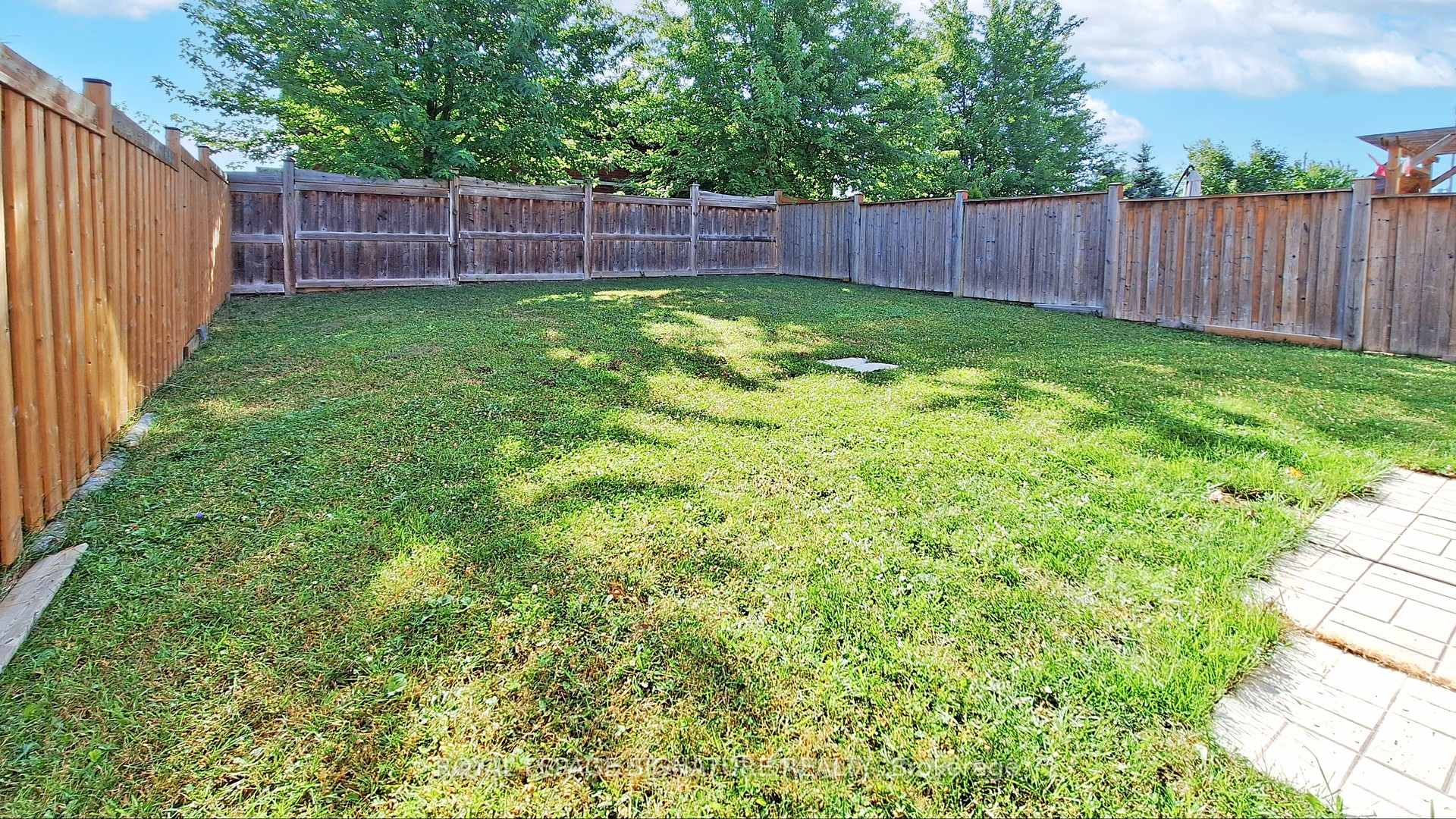 Photo 44 of 138 Sun King Crescent, Barrie, Innis-Shore — HOMEH