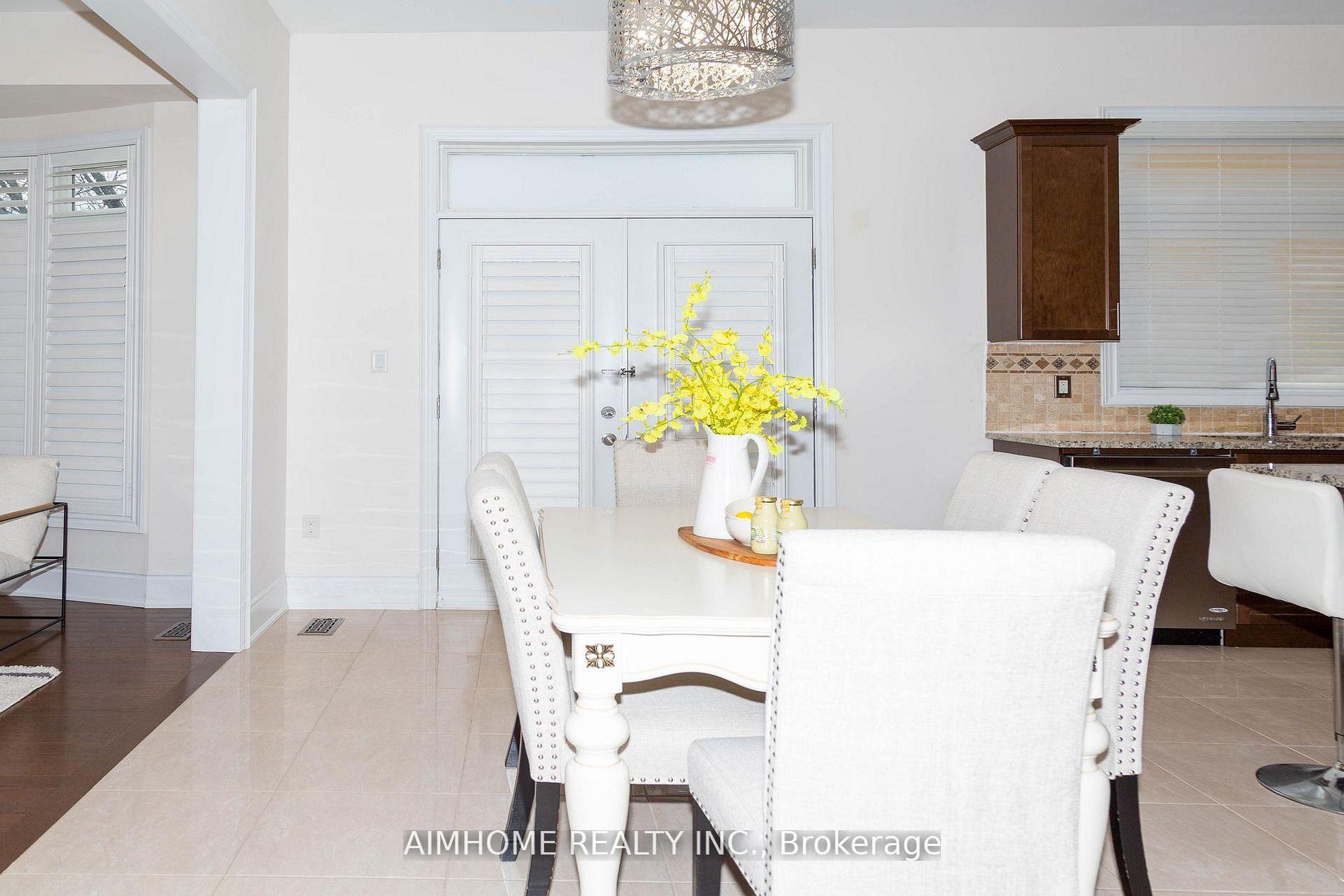 Photo 11 of 36 Gracedale Drive, Richmond Hill, Westbrook — HOMEH