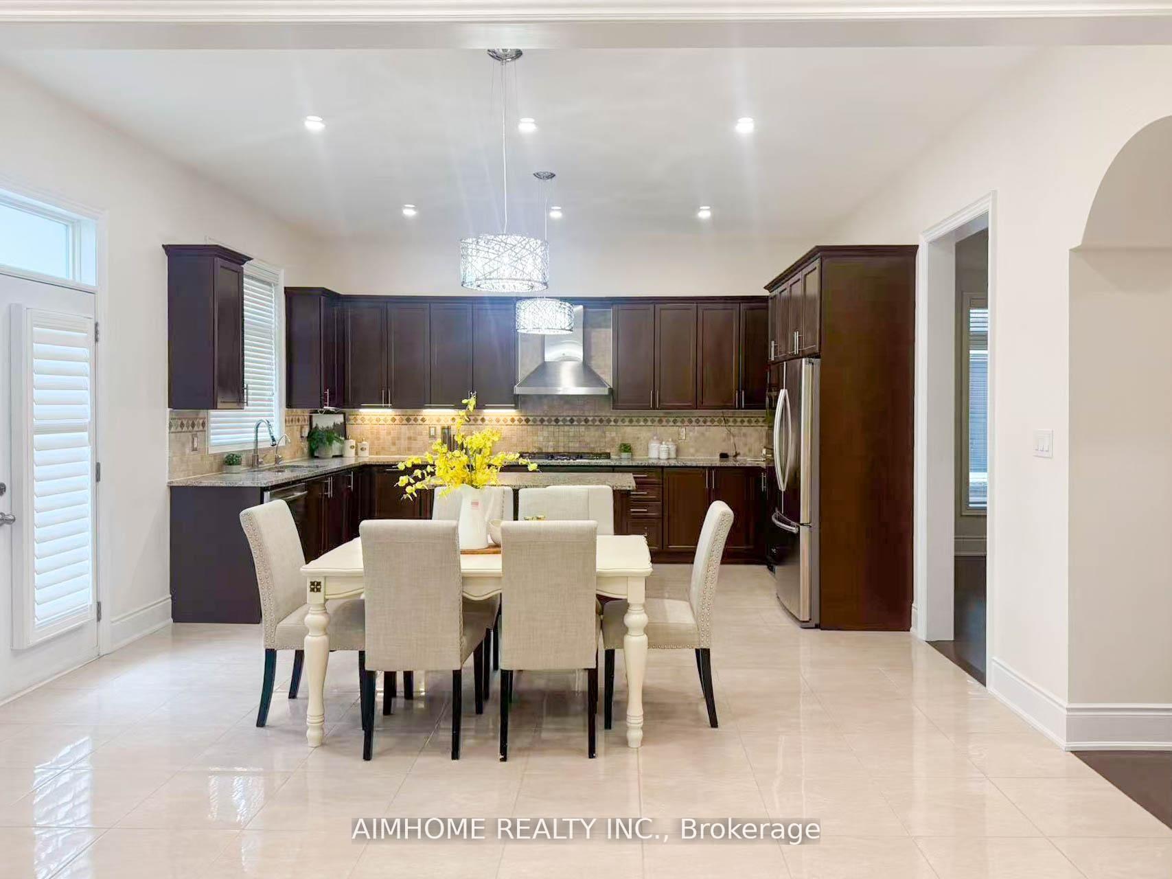 Photo 13 of 36 Gracedale Drive, Richmond Hill, Westbrook — HOMEH
