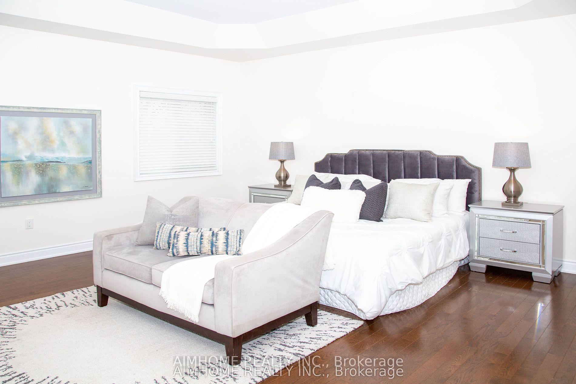 Photo 34 of 36 Gracedale Drive, Richmond Hill, Westbrook — HOMEH