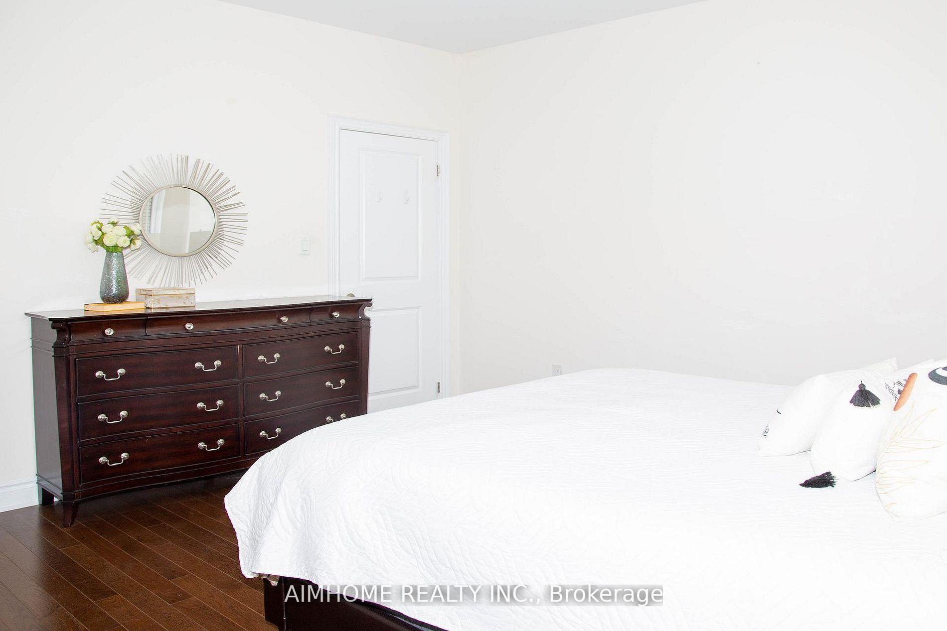 Photo 40 of 36 Gracedale Drive, Richmond Hill, Westbrook — HOMEH