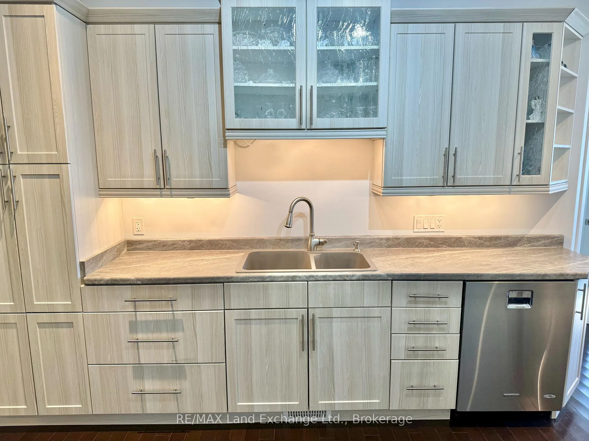 Photo 16 of 229 Carloway Trail, Huron-Kinloss — HOMEH