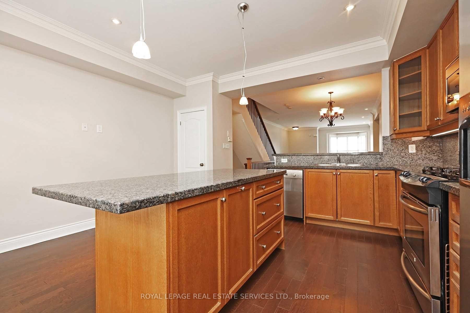 Photo 8 of Unit 1, 20 Shires Lane, Etobicoke, Islington-City Centre West — HOMEH