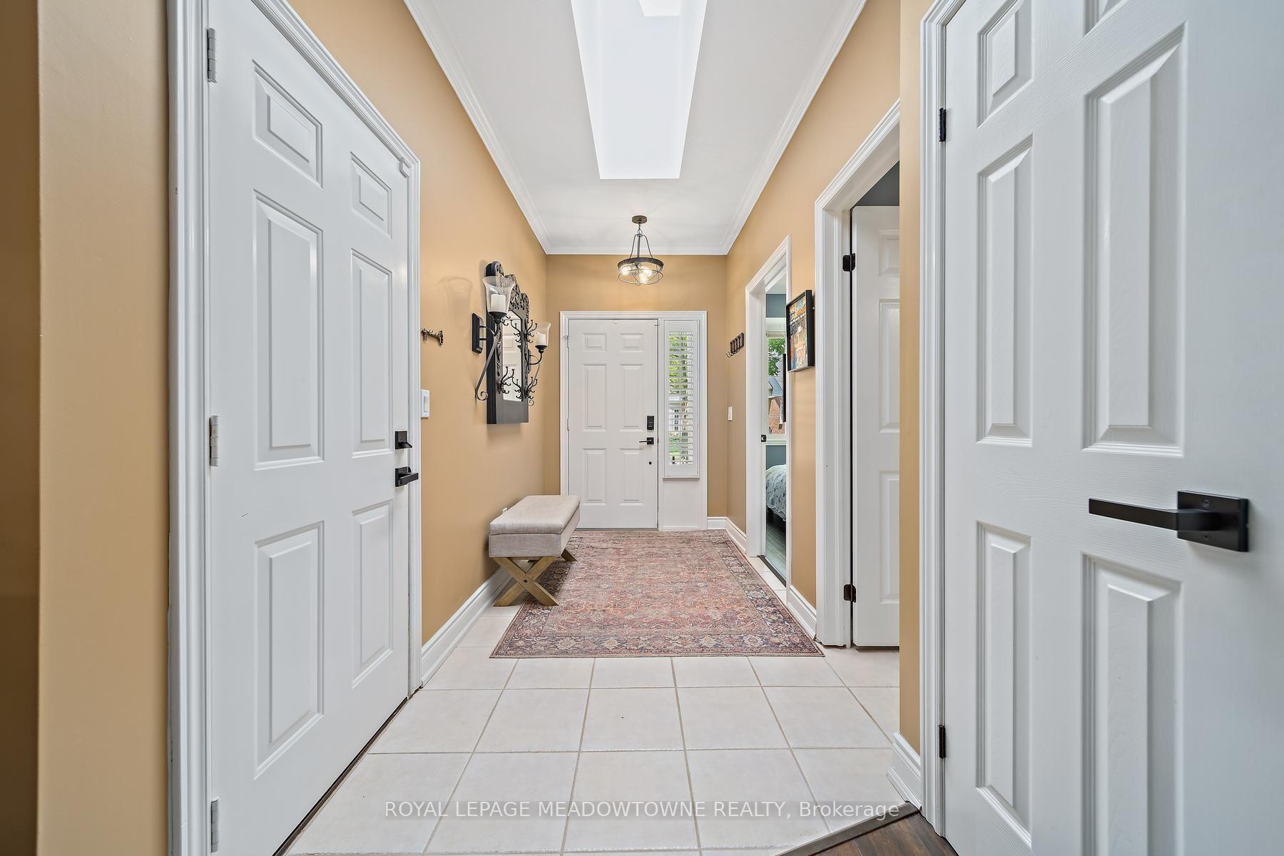 Photo 9 of 12 Fairway Lane, Guelph, Riverside Park — HOMEH