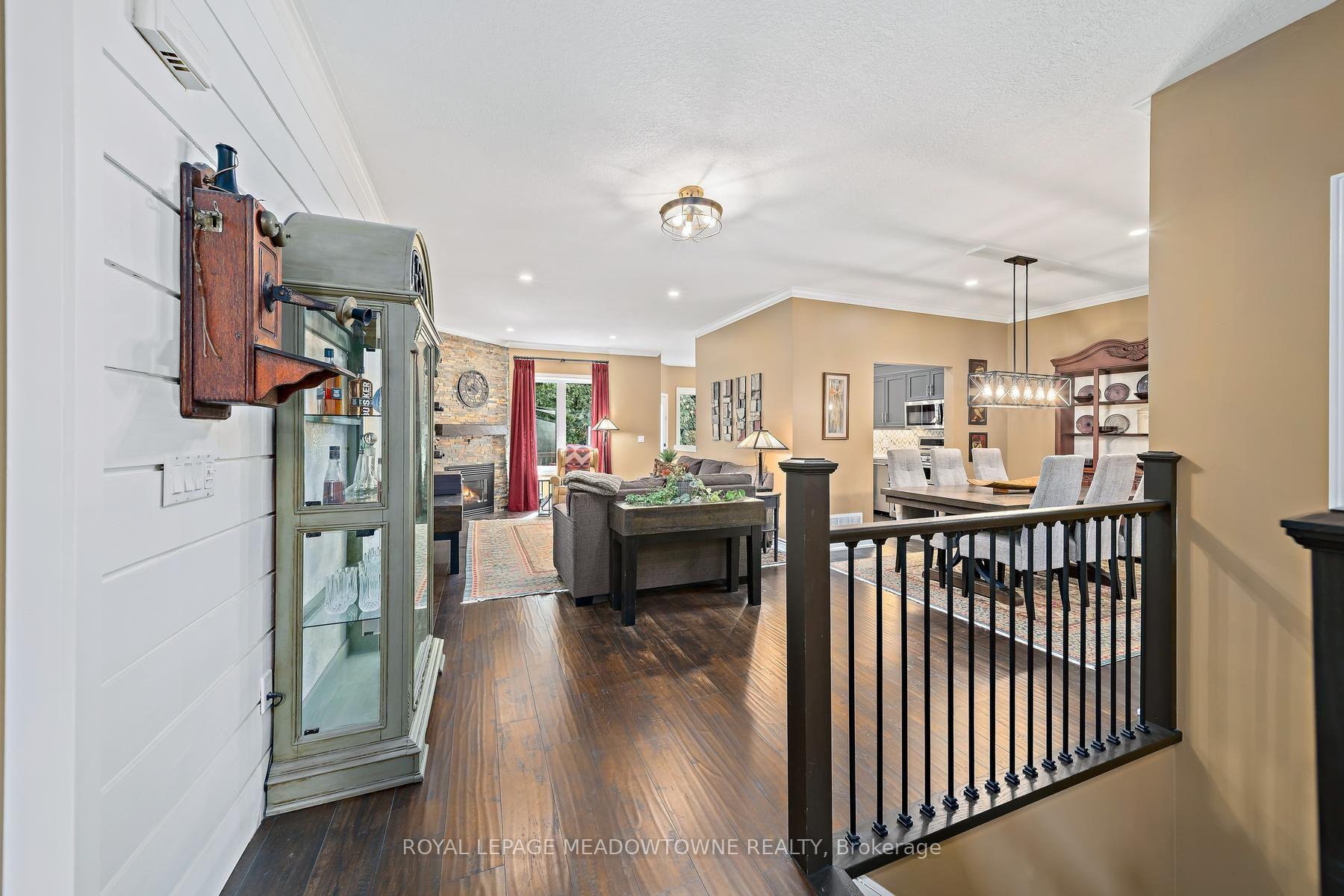 Photo 11 of 12 Fairway Lane, Guelph, Riverside Park — HOMEH