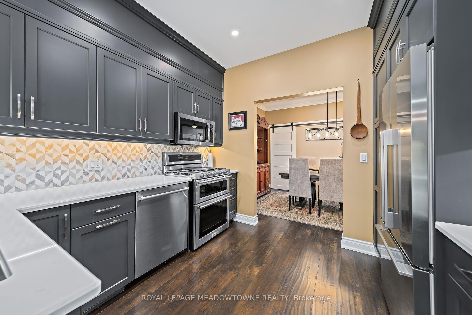 Photo 19 of 12 Fairway Lane, Guelph, Riverside Park — HOMEH