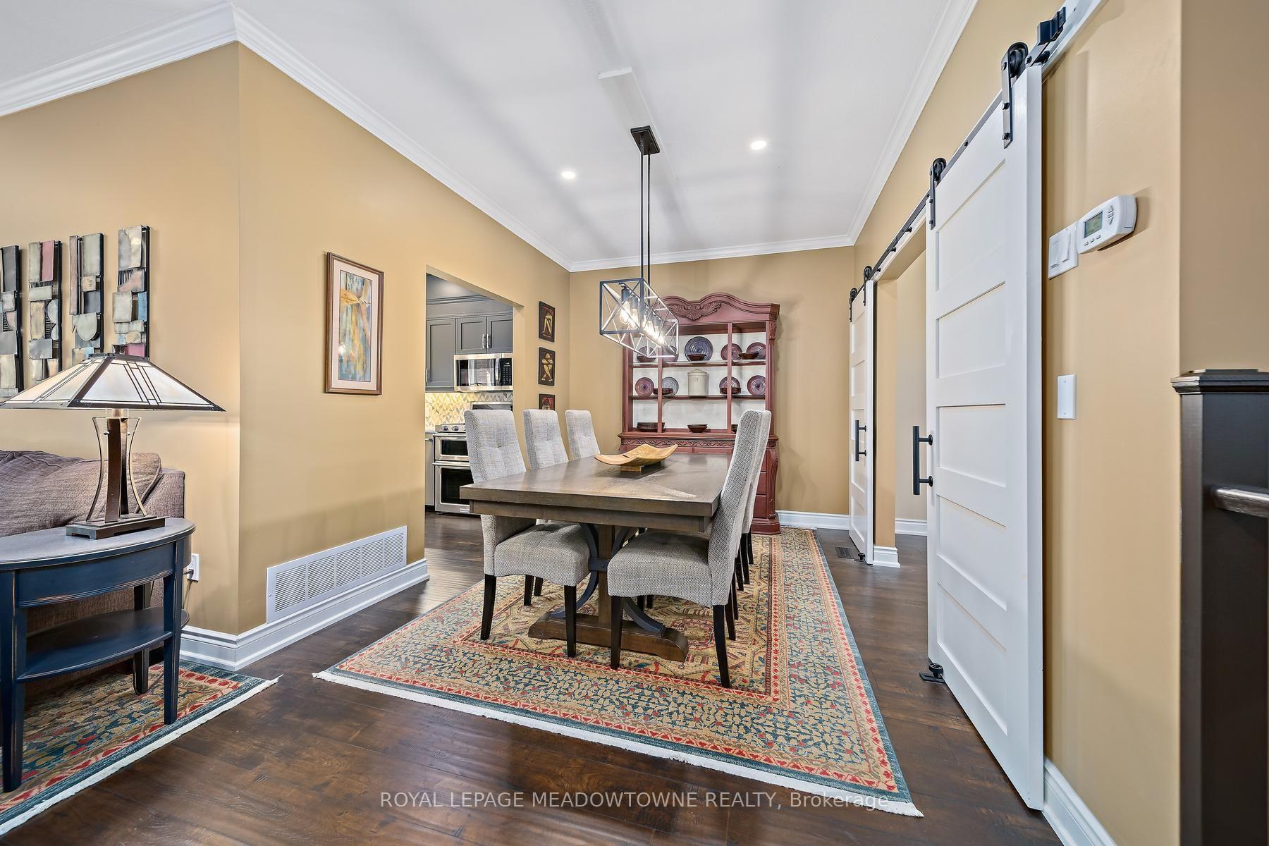 Photo 23 of 12 Fairway Lane, Guelph, Riverside Park — HOMEH