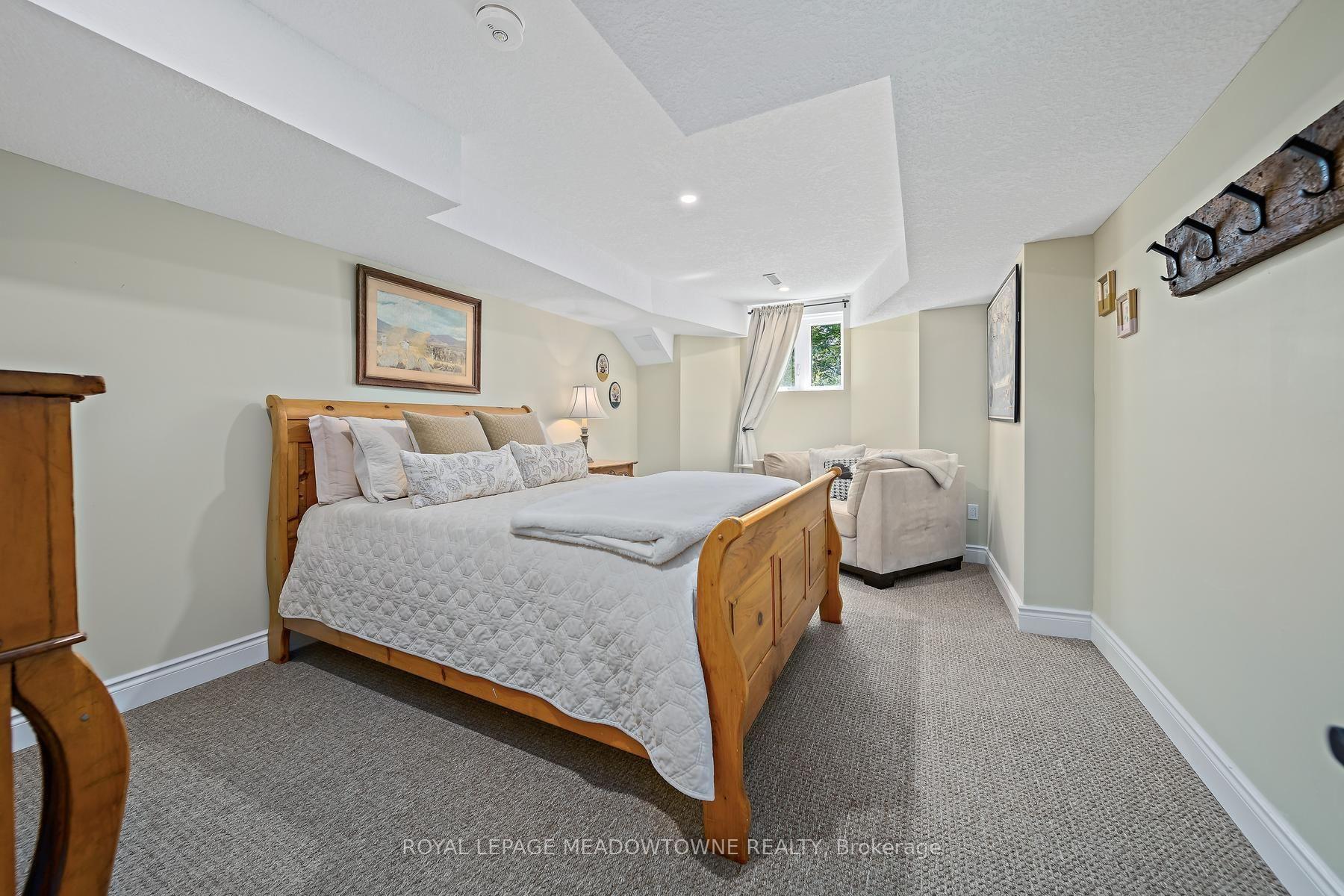 Photo 40 of 12 Fairway Lane, Guelph, Riverside Park — HOMEH