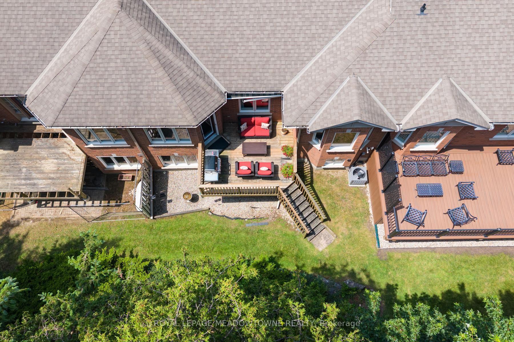 Photo 42 of 12 Fairway Lane, Guelph, Riverside Park — HOMEH
