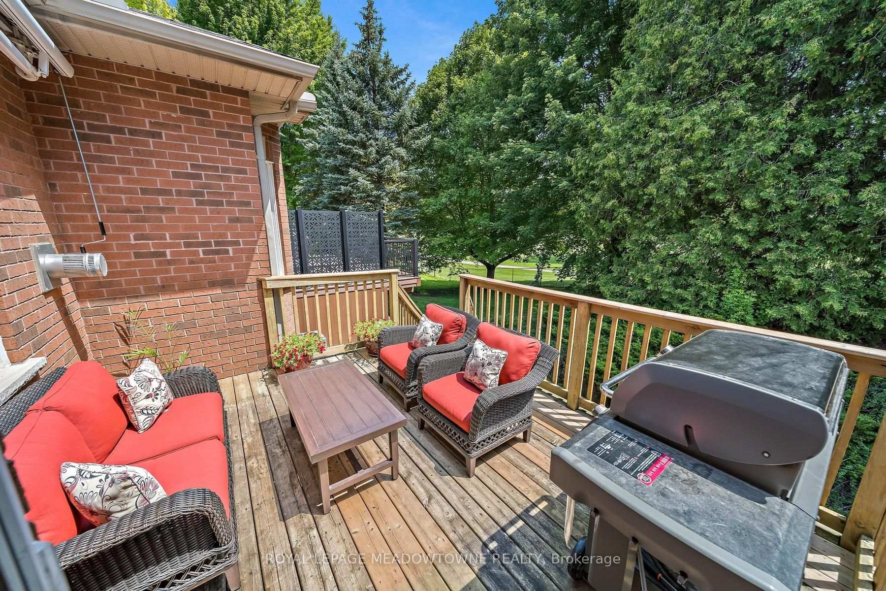 Photo 44 of 12 Fairway Lane, Guelph, Riverside Park — HOMEH