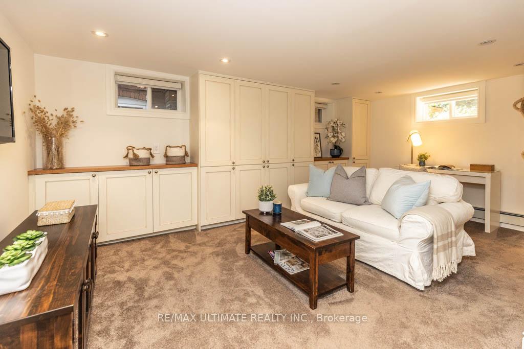 Photo 24 of 44 Indian Road Crescent, Toronto, High Park North — HOMEH